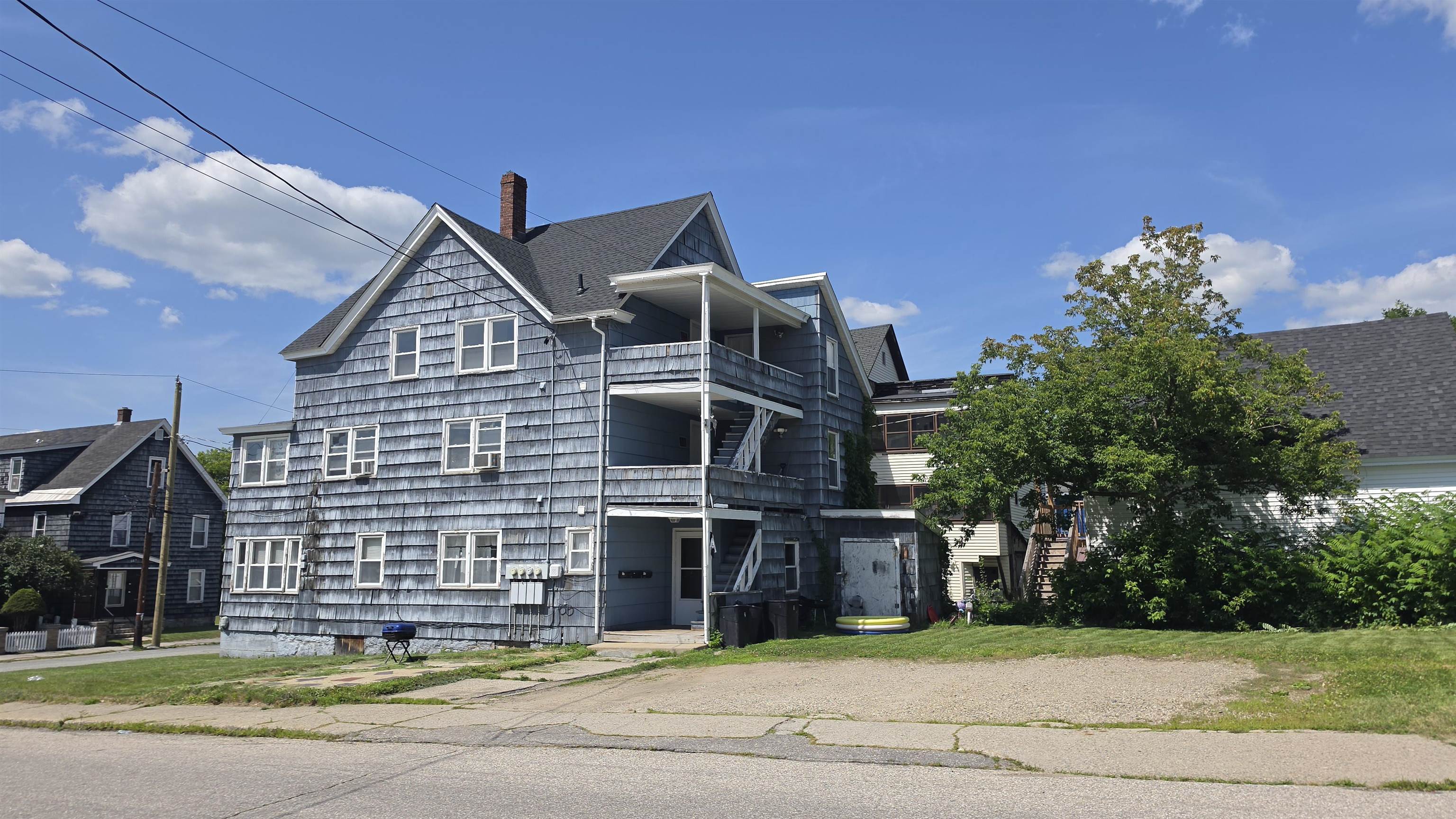 604 Burgess Street Property Photo 5