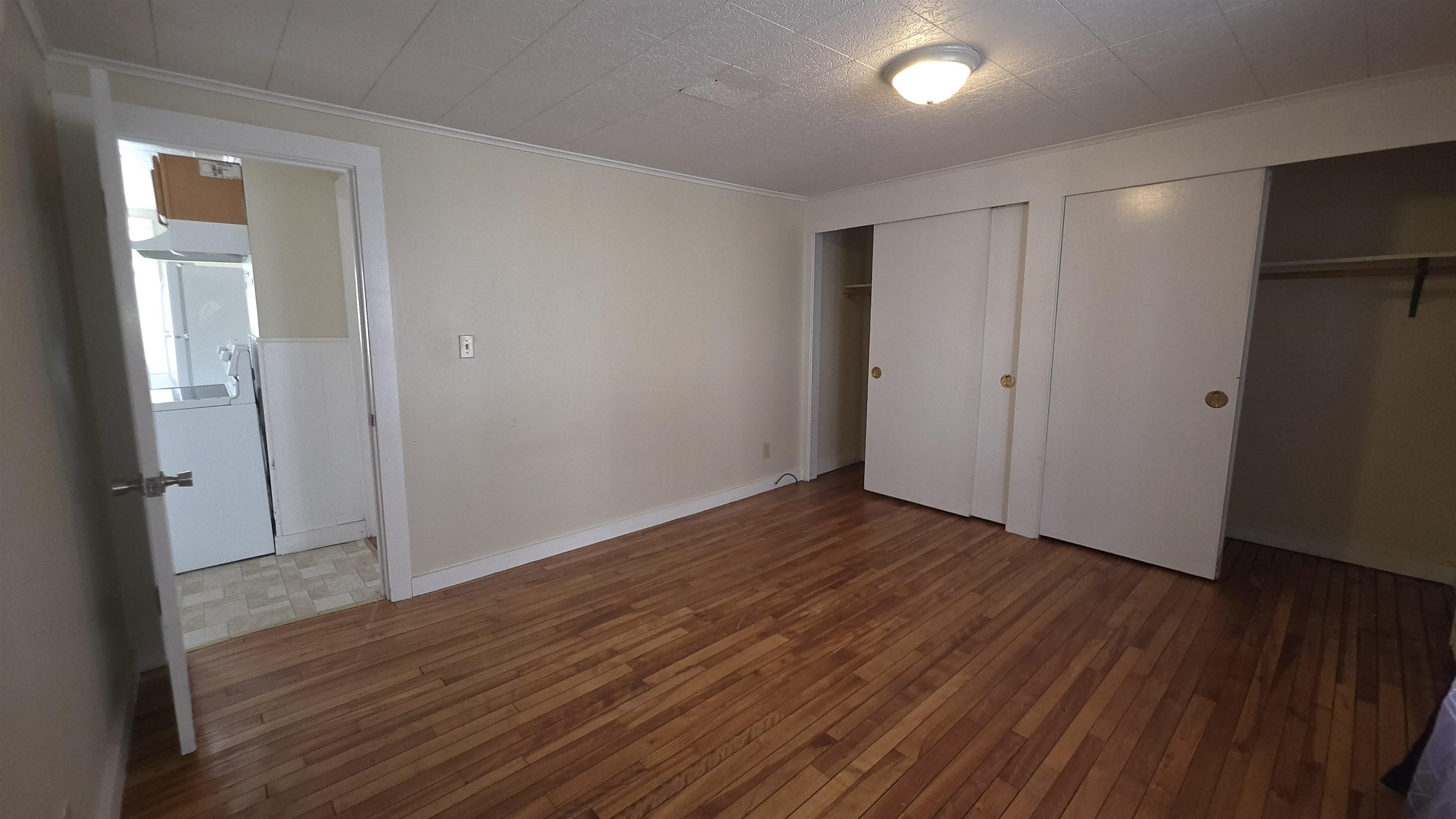 604 Burgess Street Property Photo 13