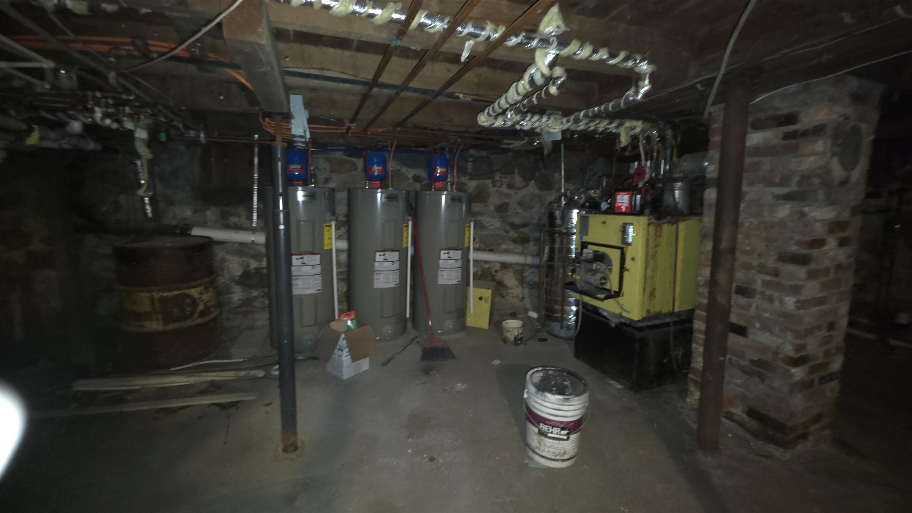 604 Burgess Street Property Photo 18