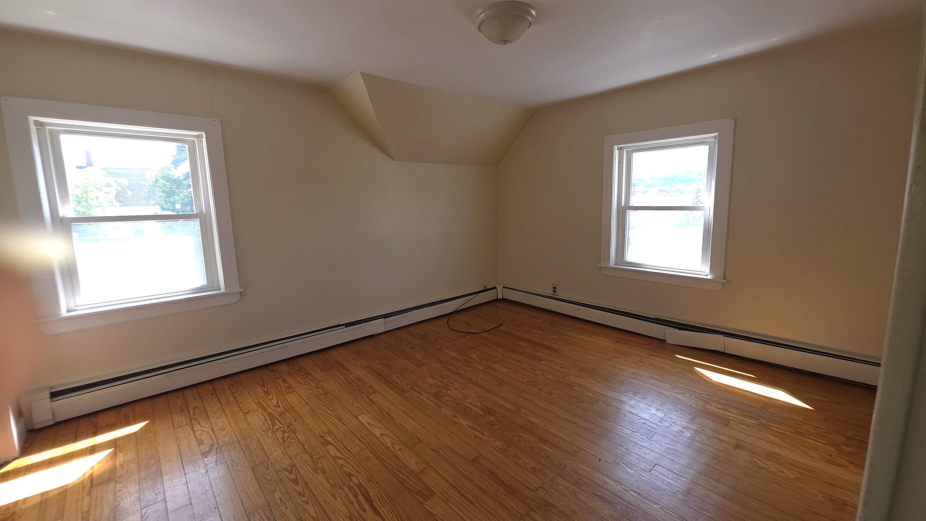 604 Burgess Street Property Photo 25