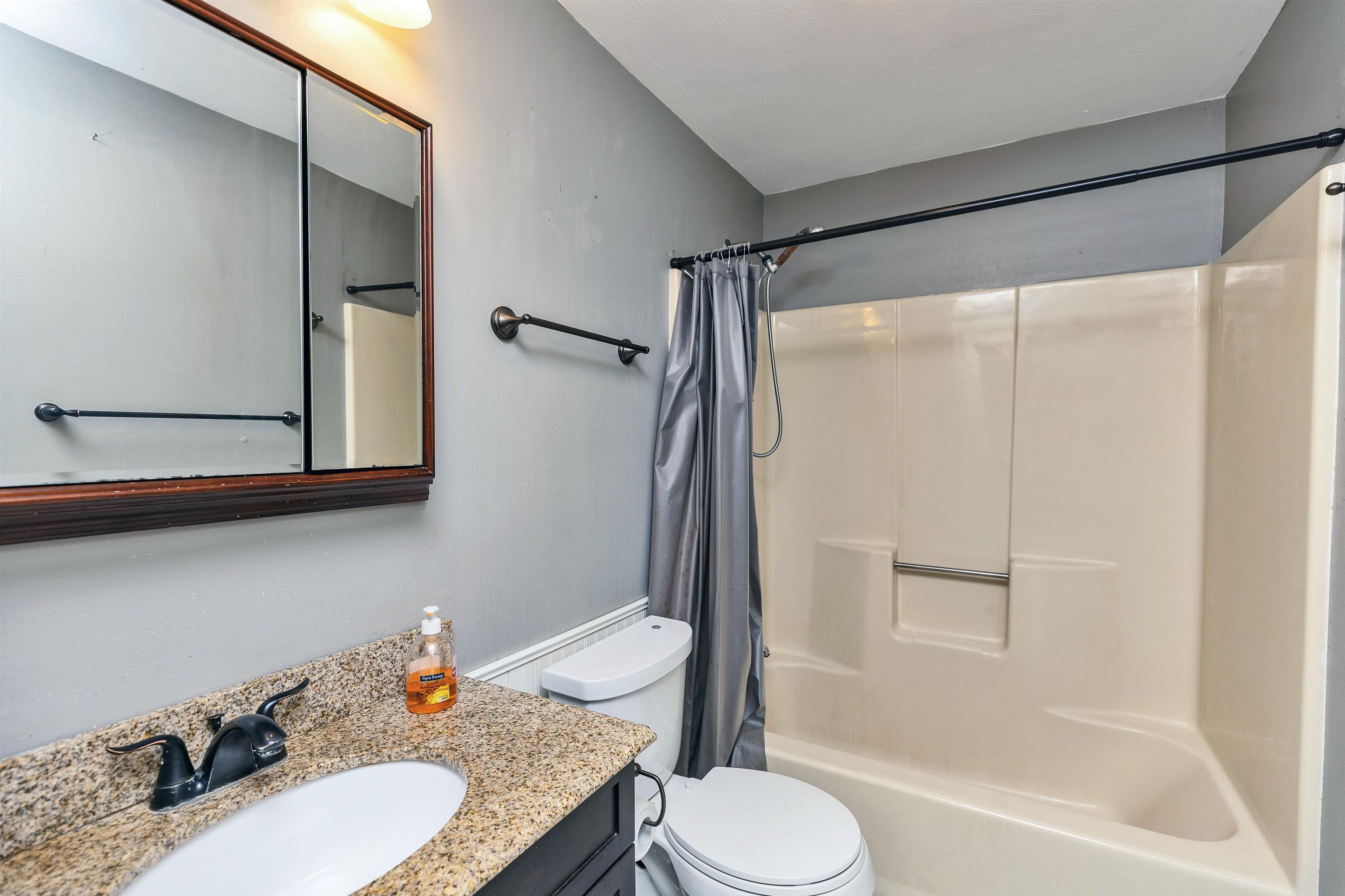 44 Emerald Street Property Photo 24