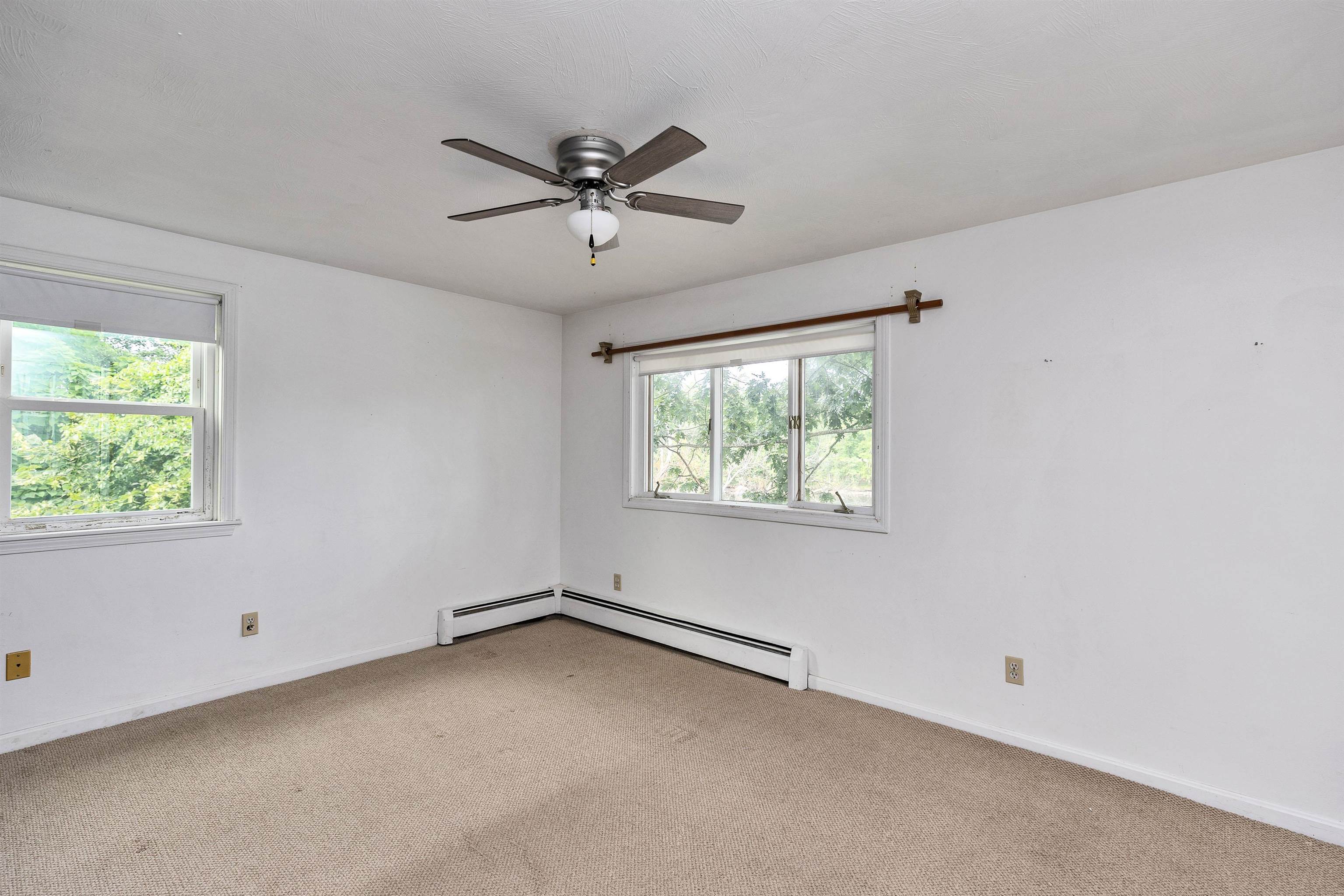 44 Emerald Street Property Photo 28
