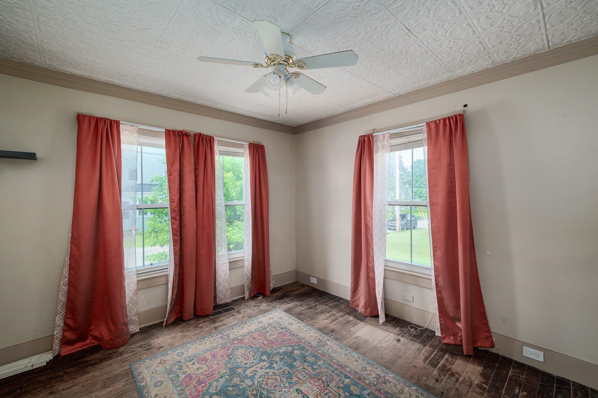 123 High Street Property Photo 9