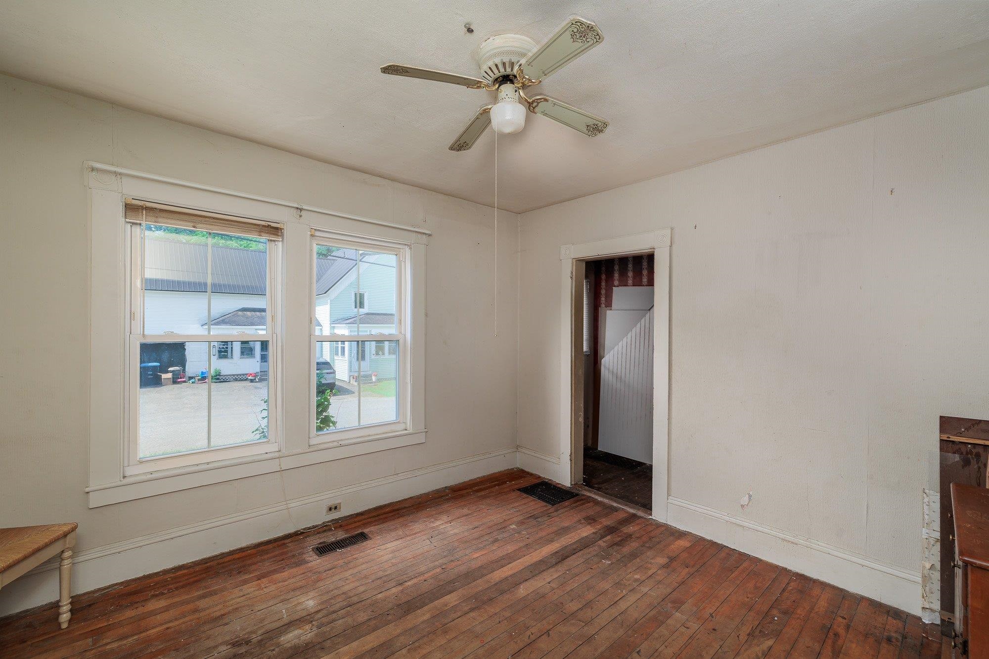 123 High Street Property Photo 26