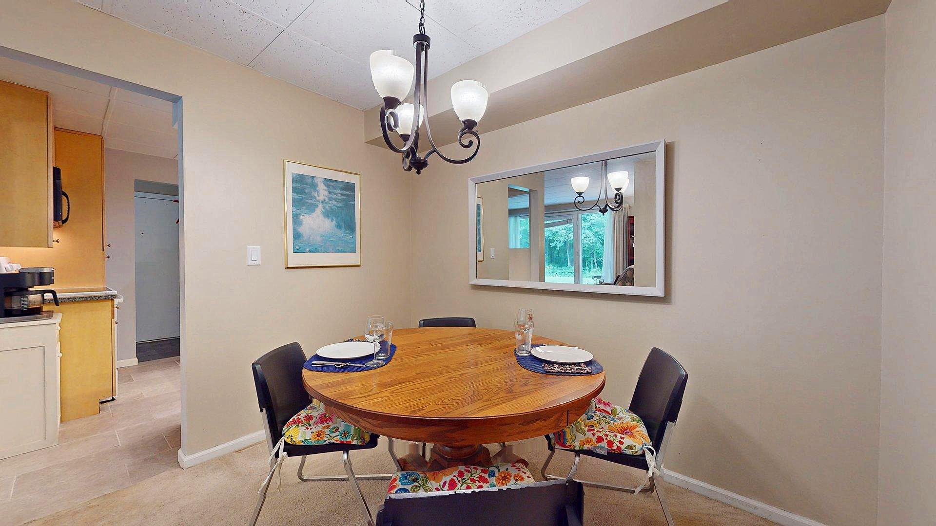 100 Kennedy Drive Property Photo 8