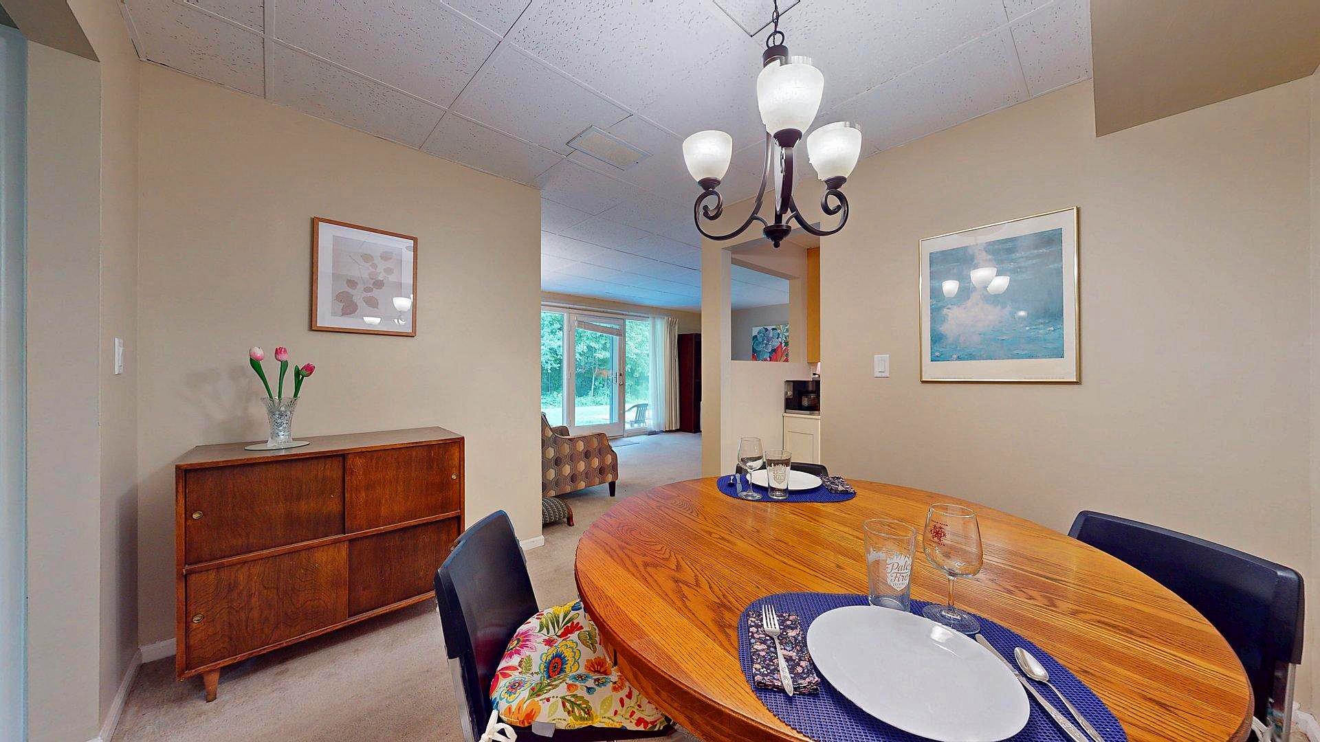 100 Kennedy Drive Property Photo 10