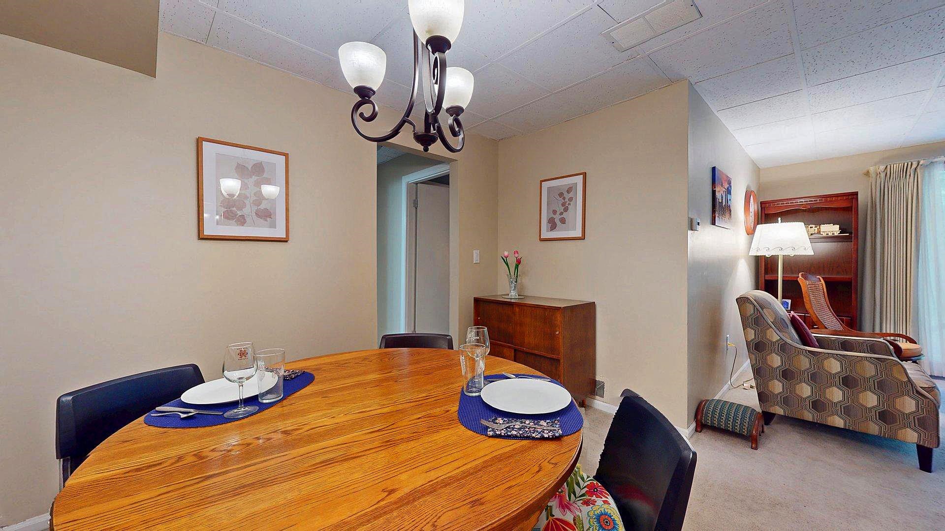 100 Kennedy Drive Property Photo 11