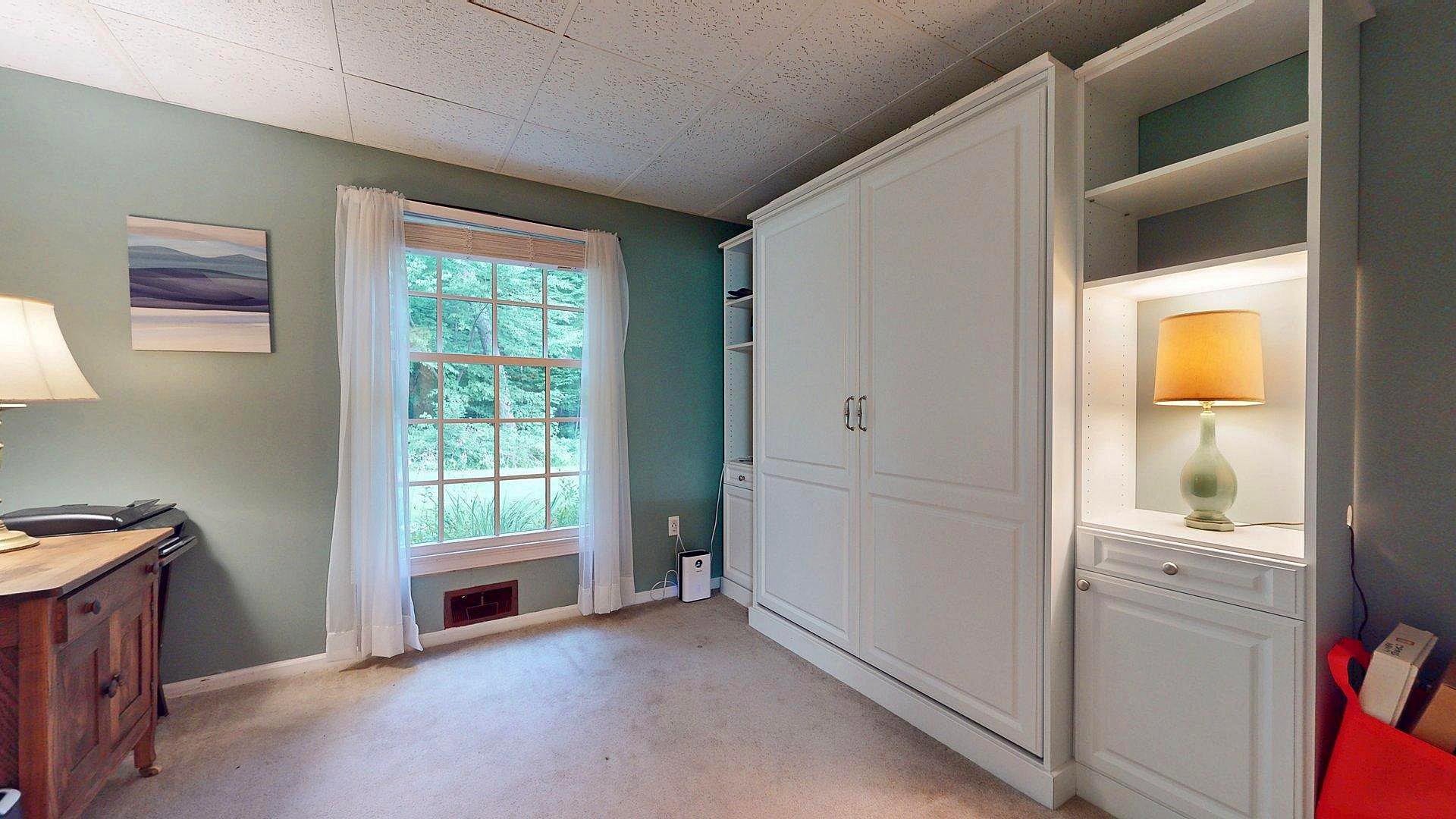 100 Kennedy Drive Property Photo 16