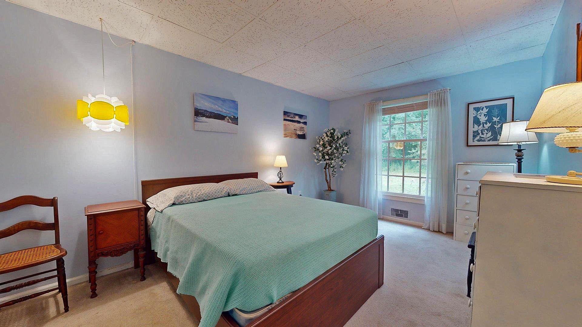 100 Kennedy Drive Property Photo 21