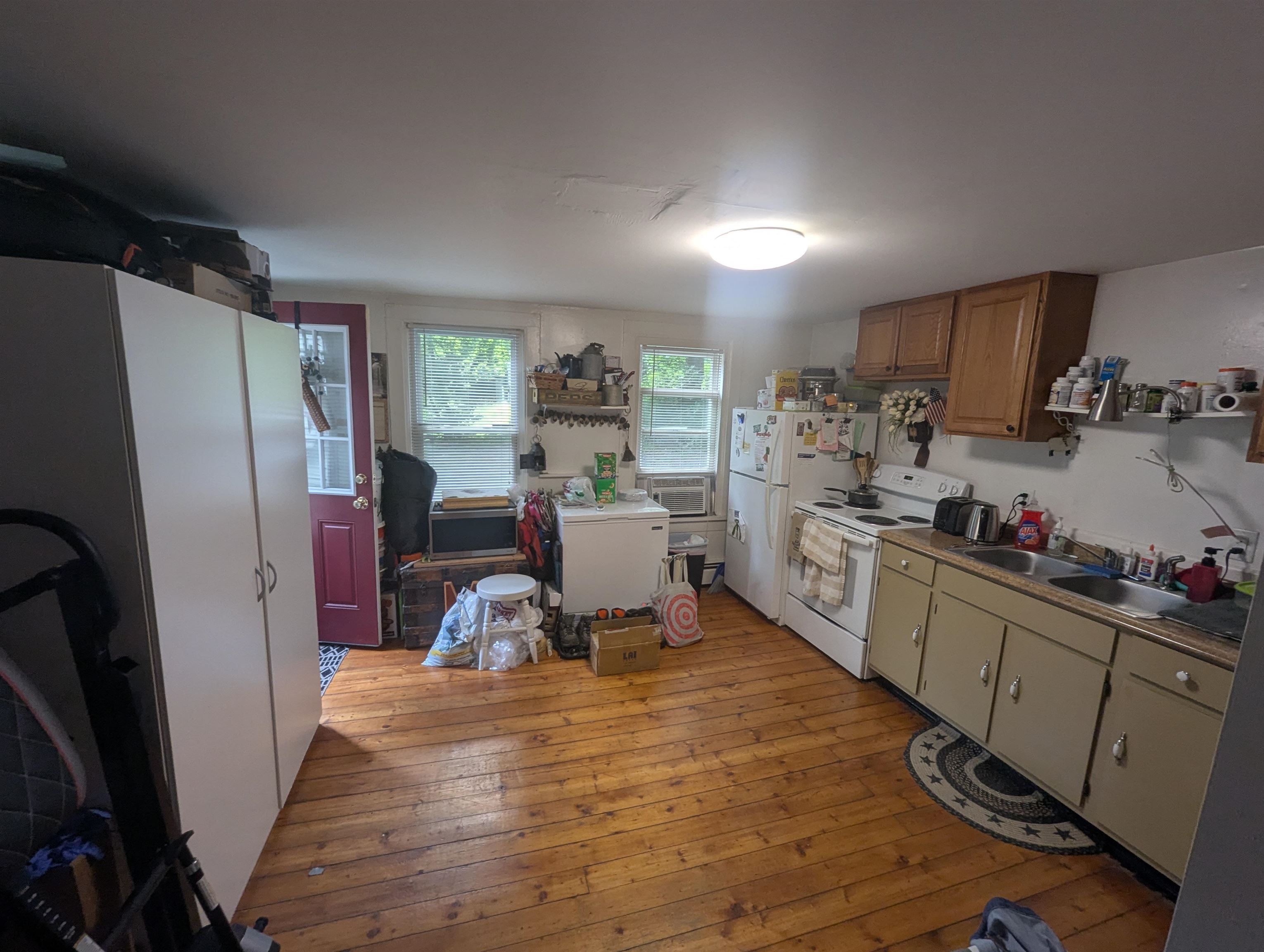 110 Short Street Property Photo 6