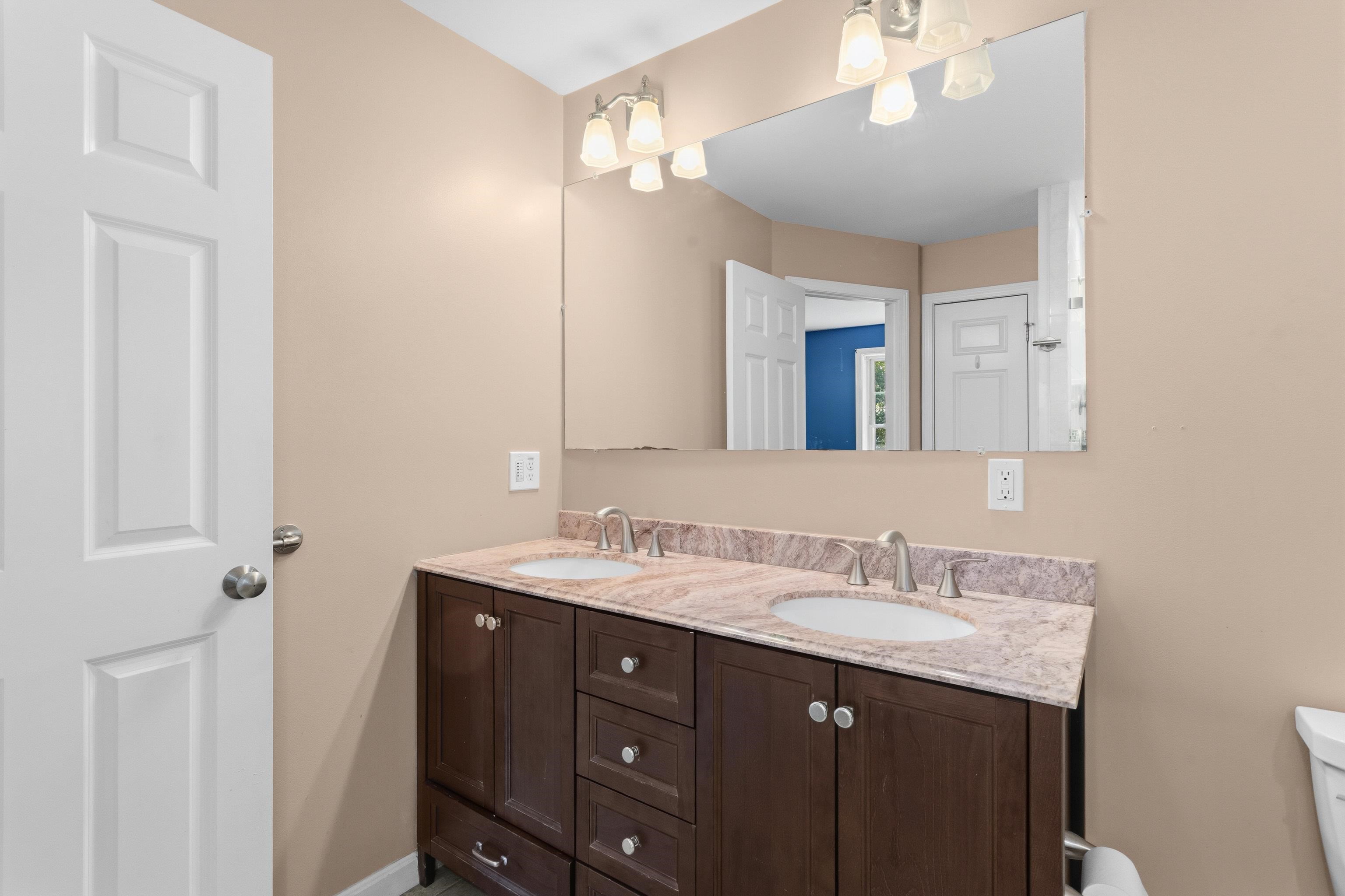 264 Broad Street Property Photo 19