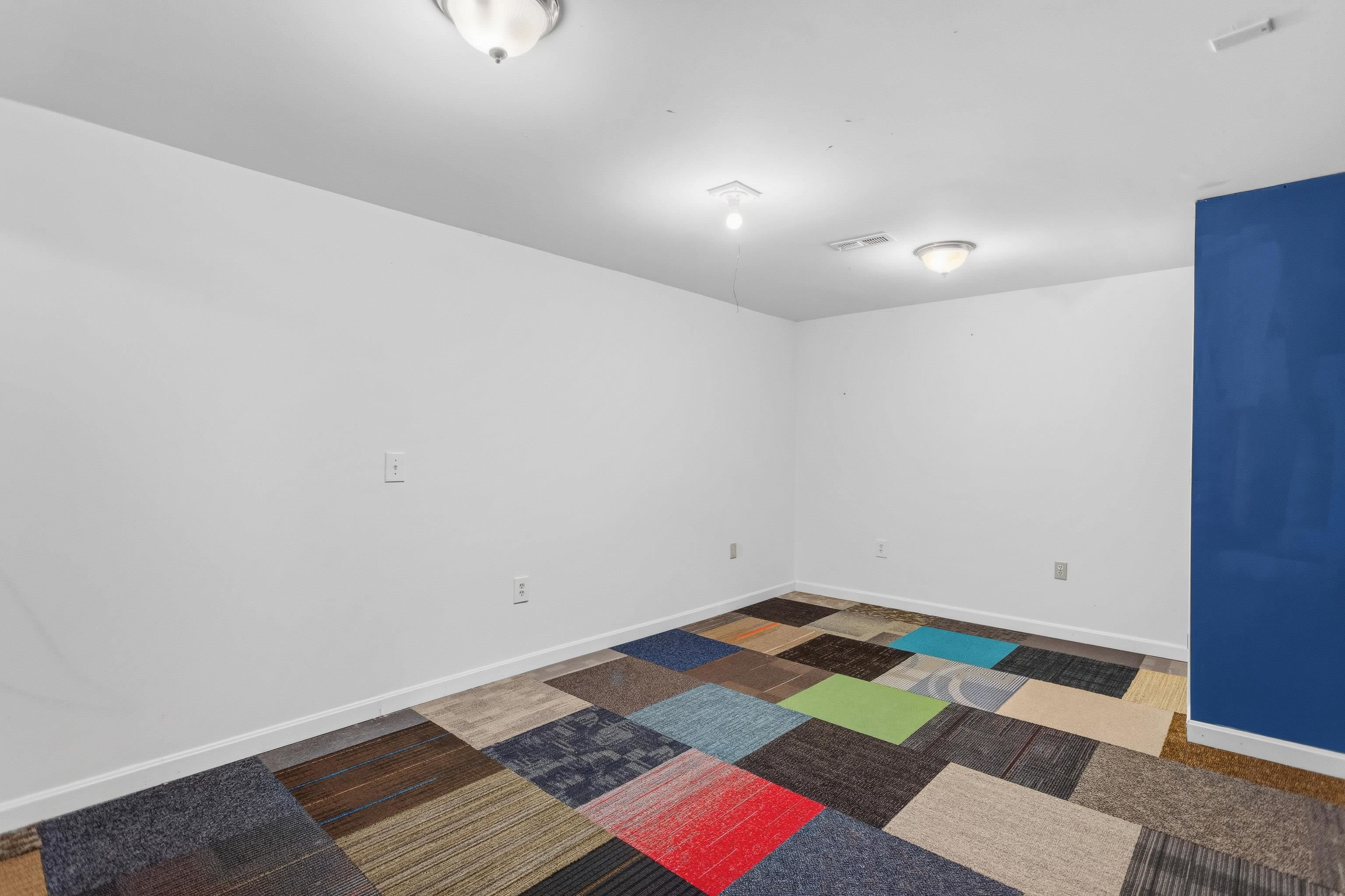264 Broad Street Property Photo 30