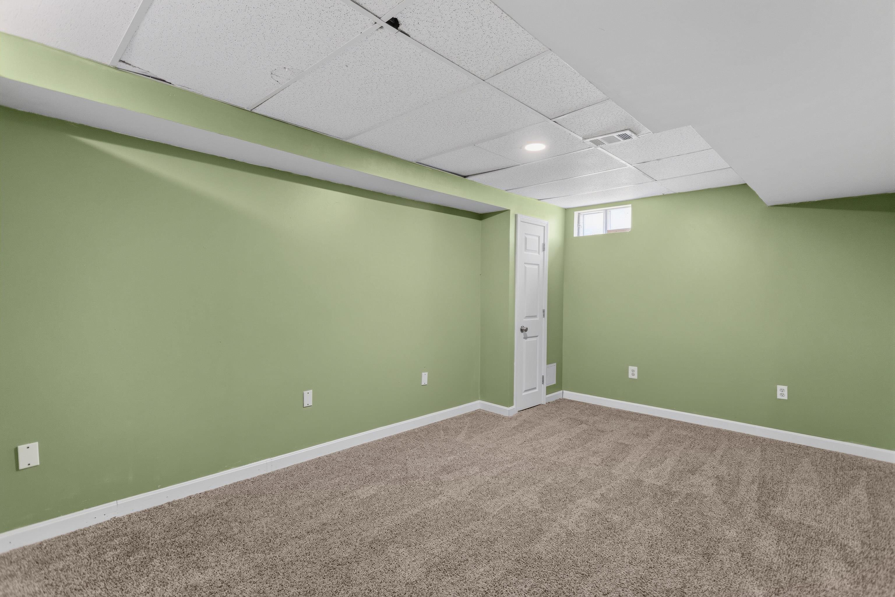 264 Broad Street Property Photo 32