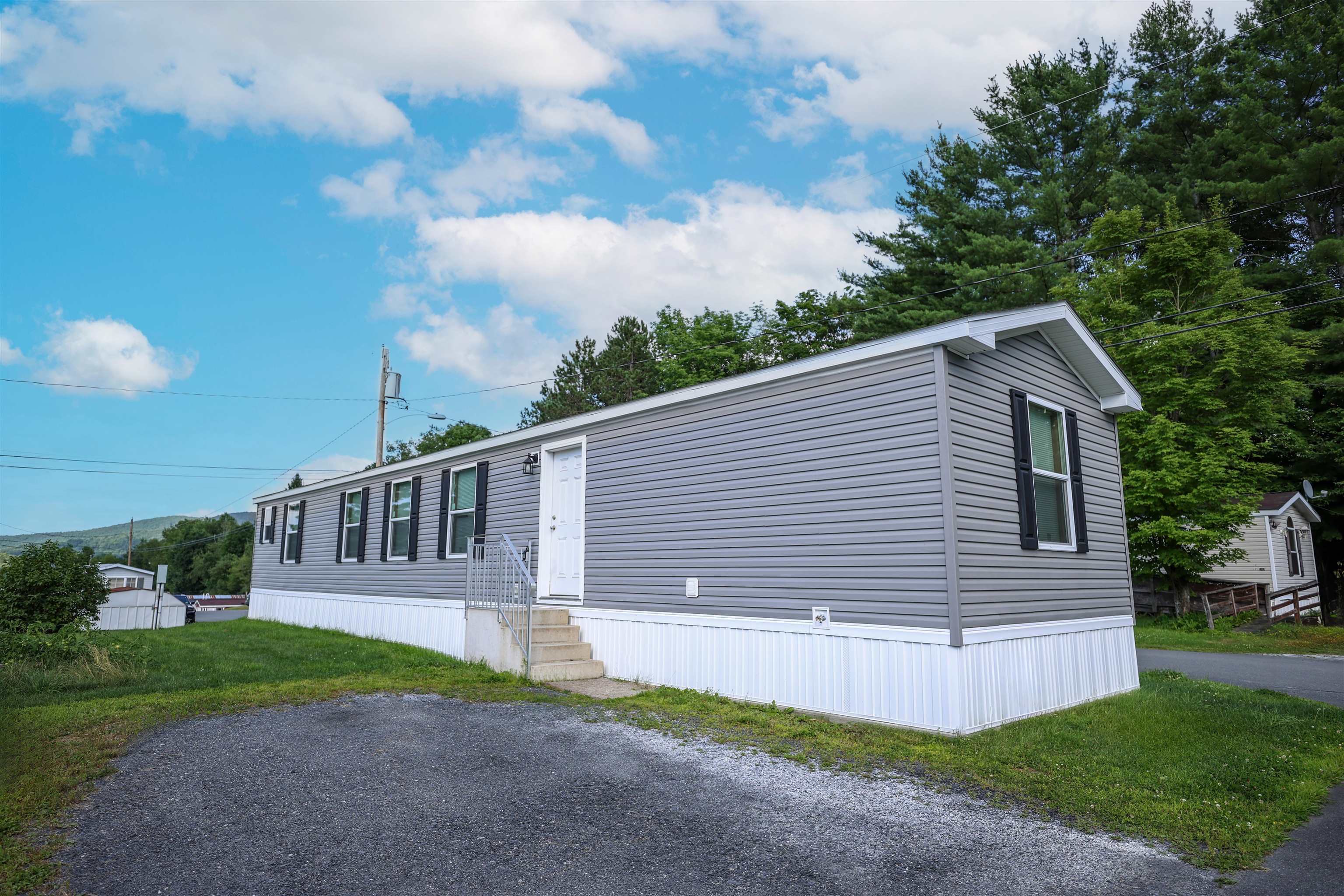 4 4th Street Property Photo 2