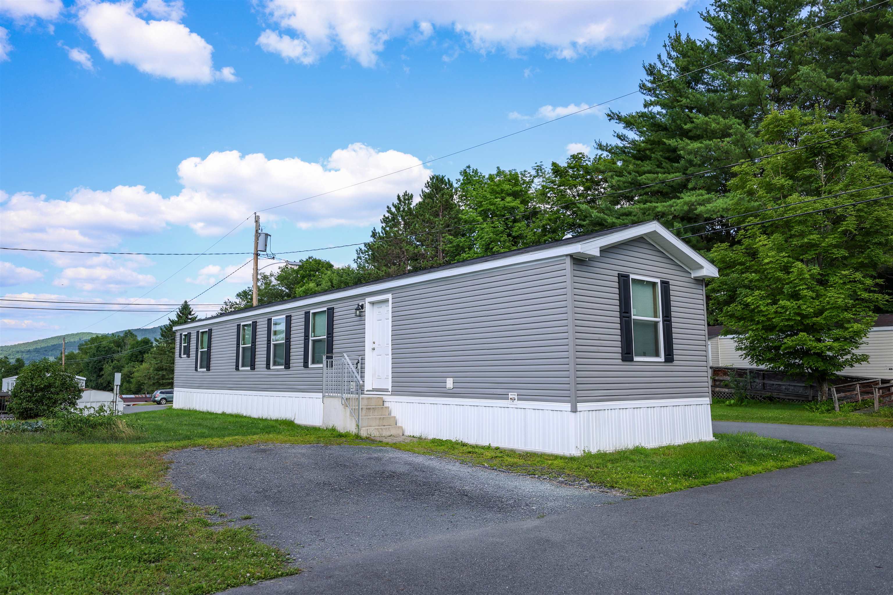 4 4th Street Property Photo 25