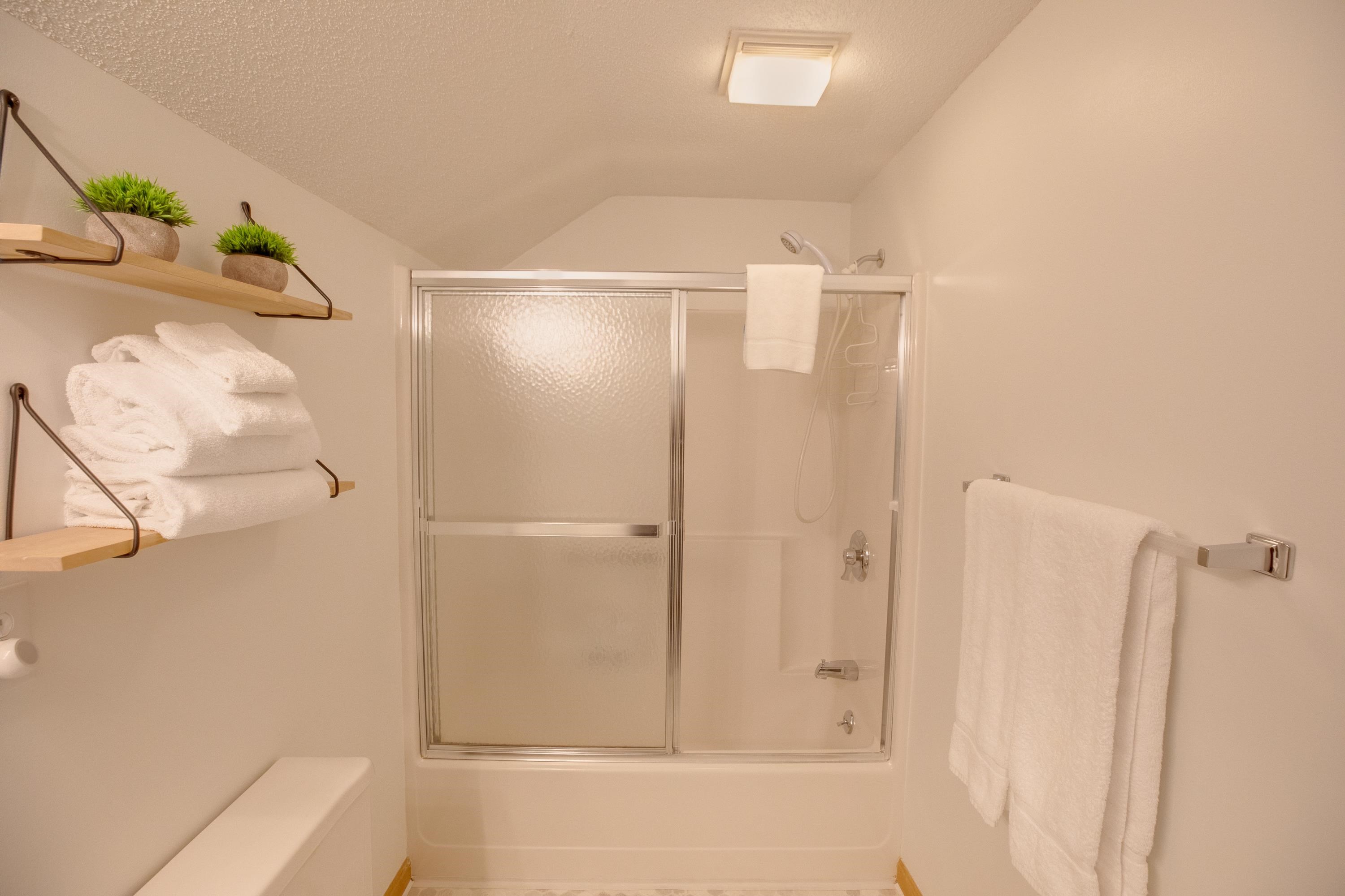 18 Ridge Drive C Property Photo 13