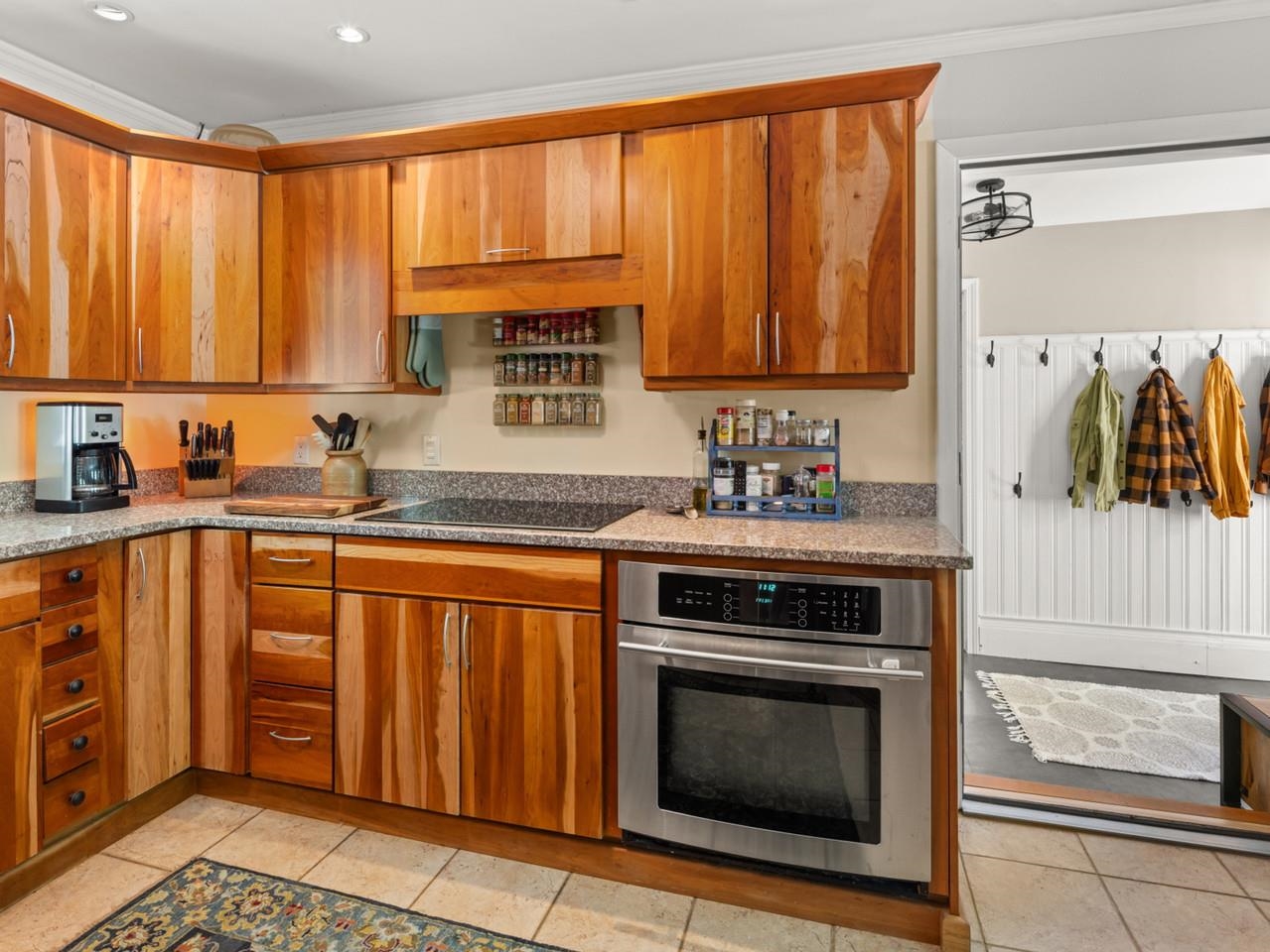 14 Red Cedar Lane Property Photo 6