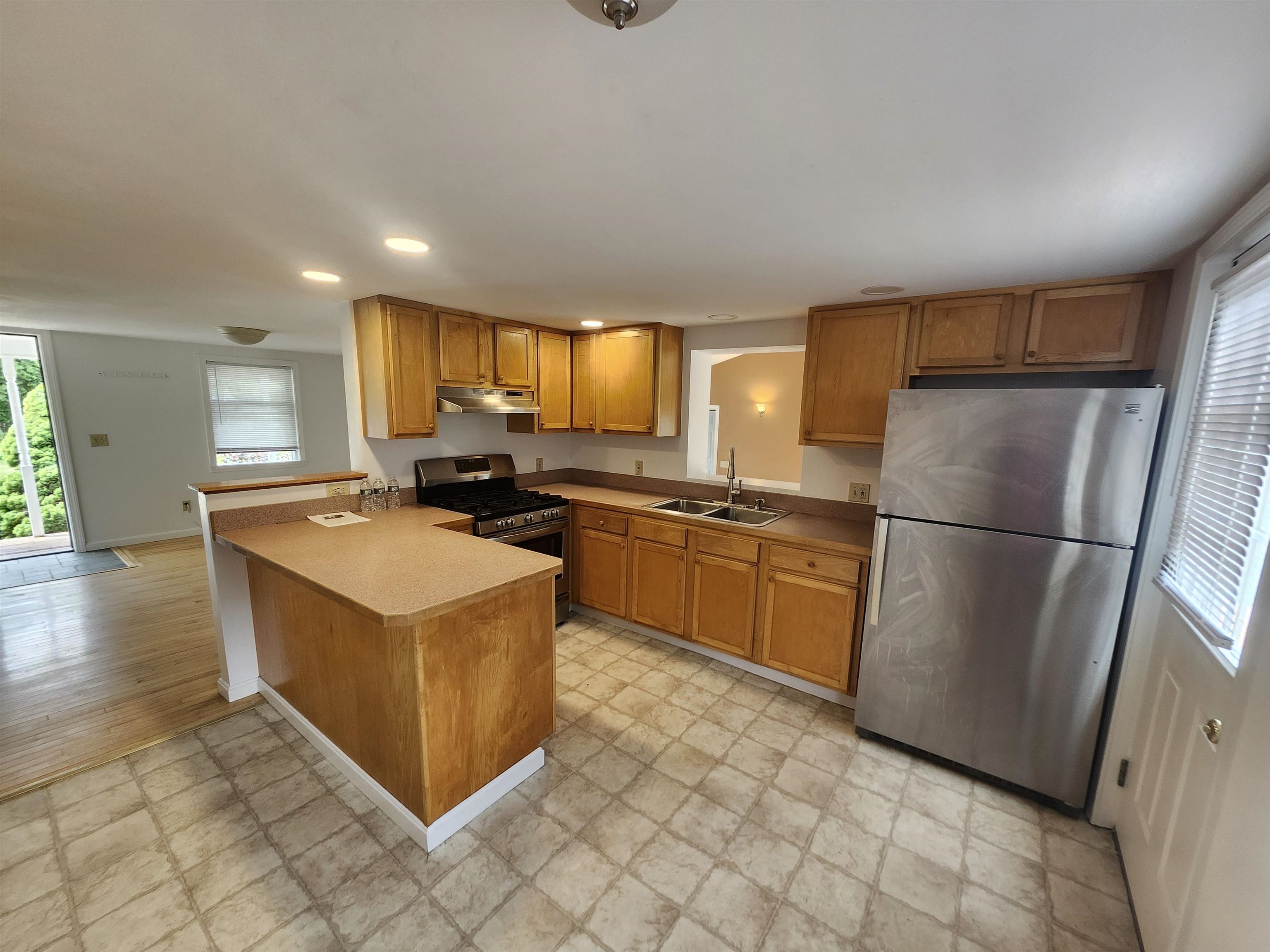 10 Jackson Street Property Photo 13