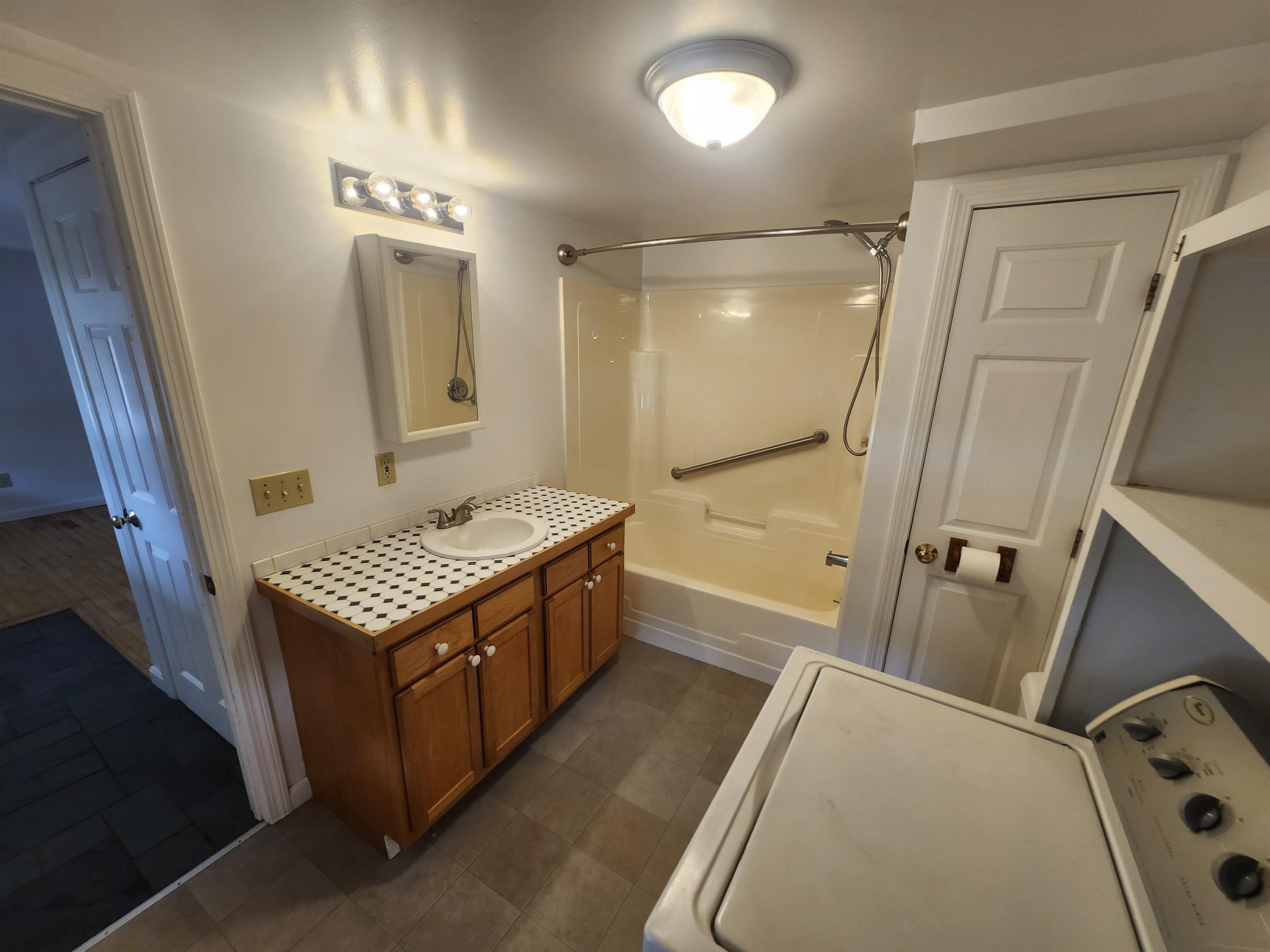 10 Jackson Street Property Photo 17