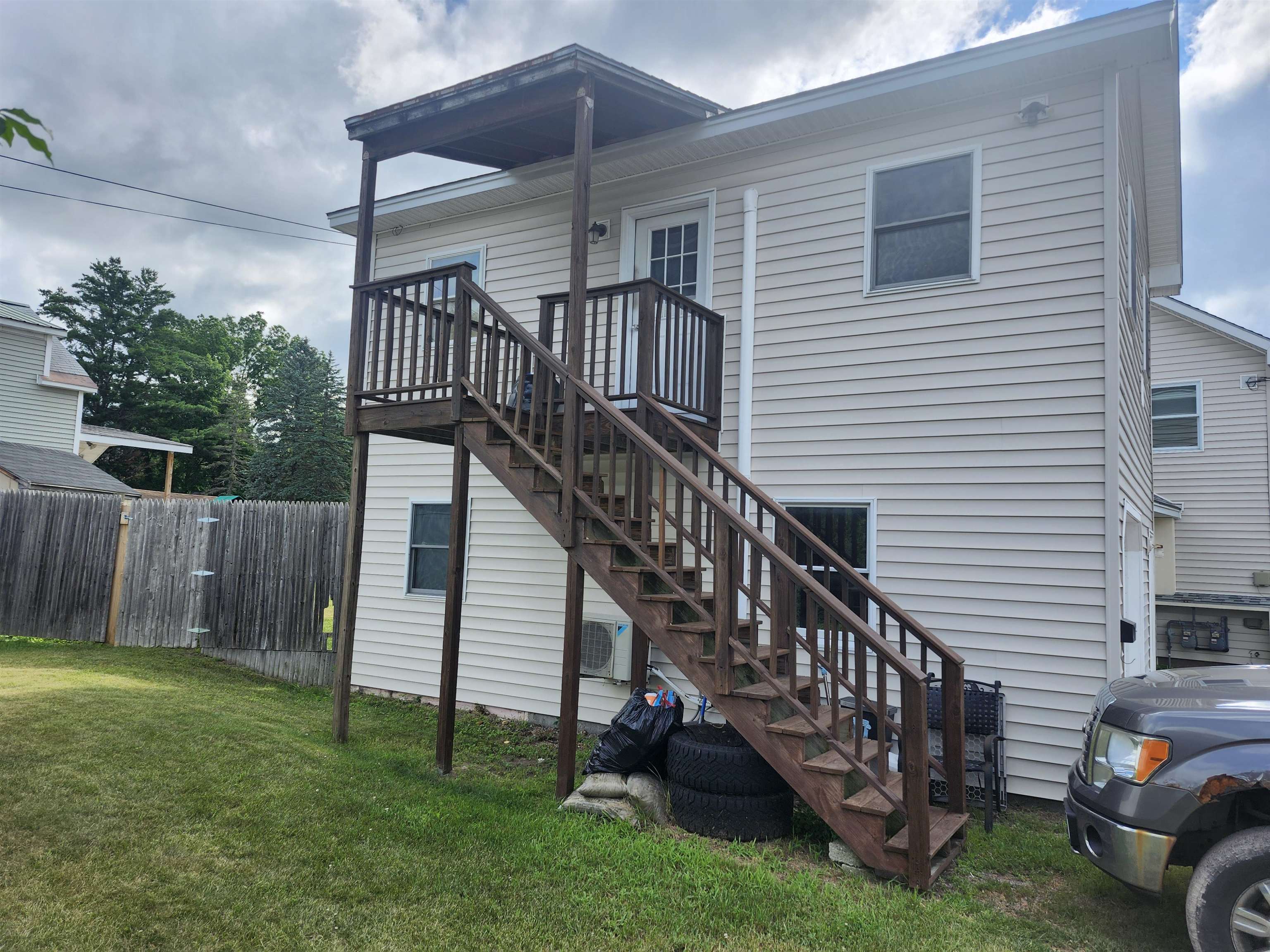 10 Jackson Street Property Photo 27