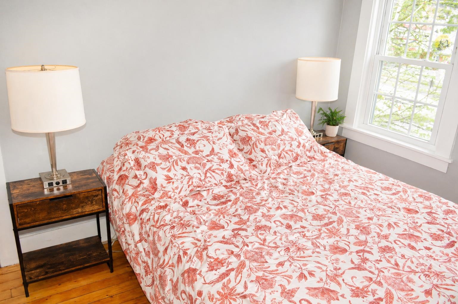 5 Pleasant Street Property Photo 9