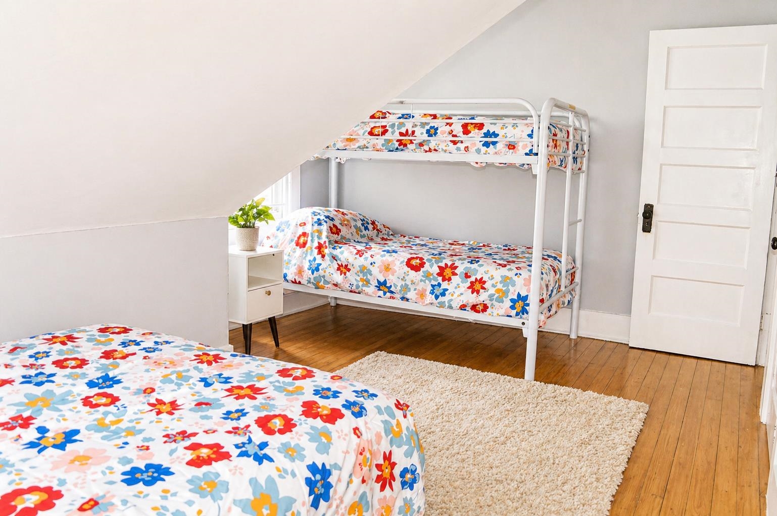 5 Pleasant Street Property Photo 14
