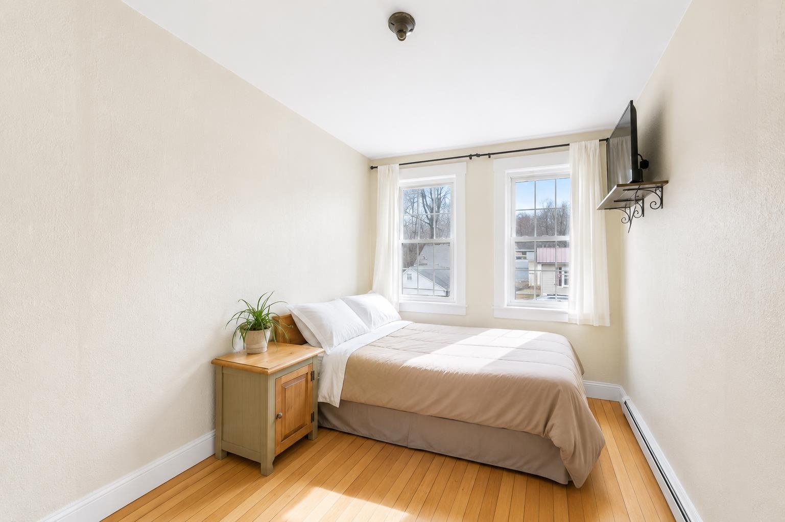5 Pleasant Street Property Photo 22