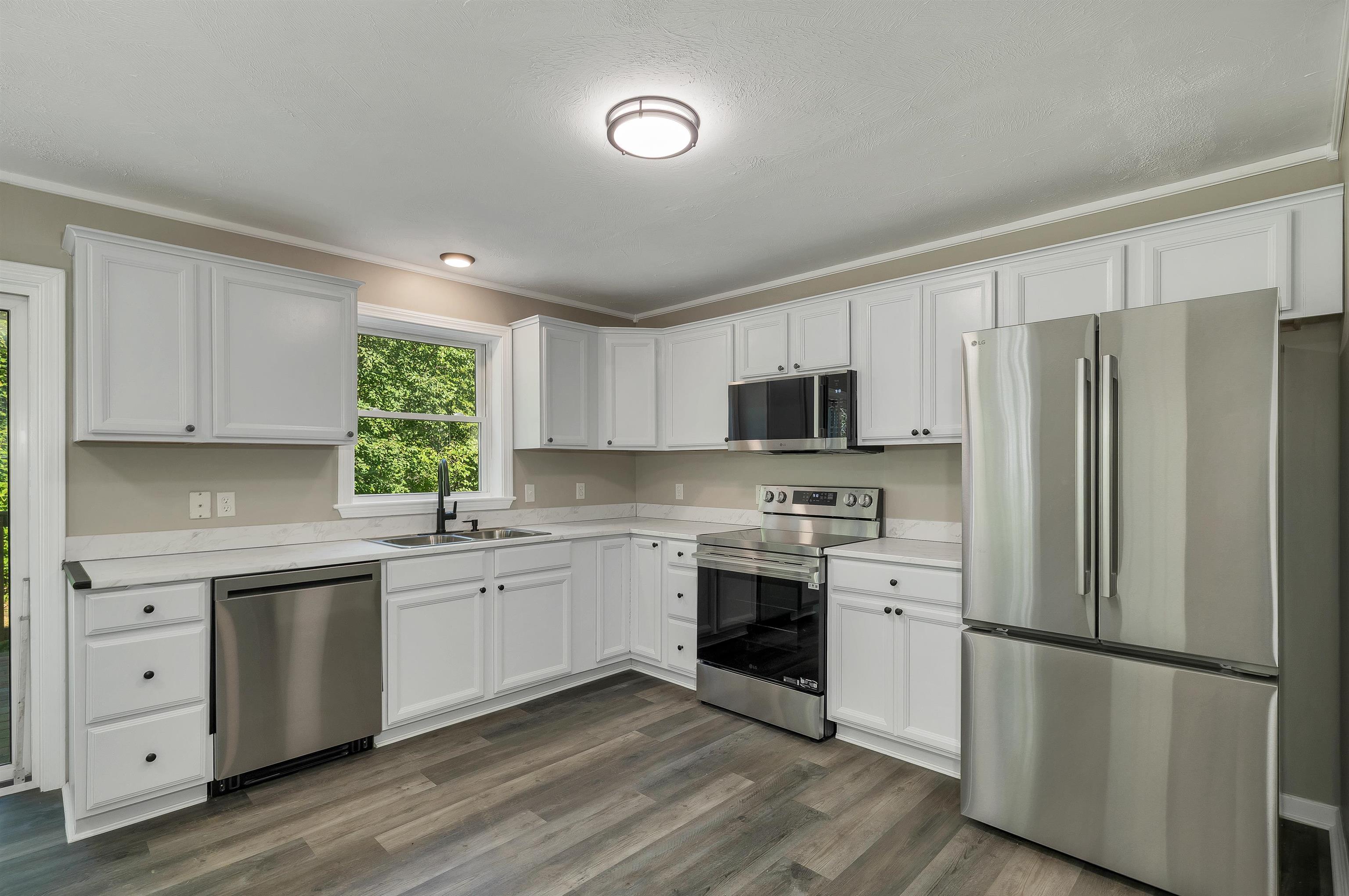 189 Rand Road Property Photo 1