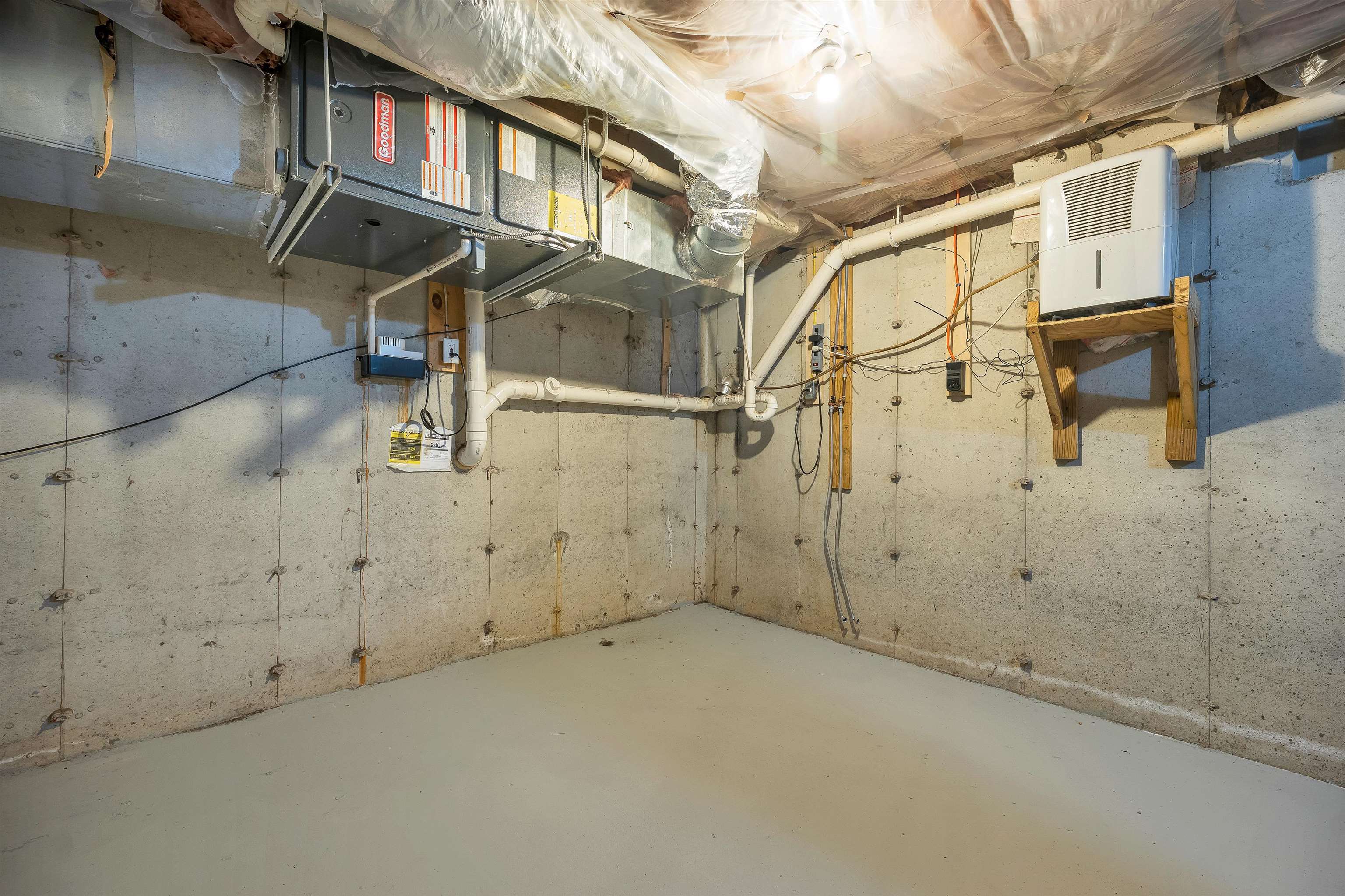 189 Rand Road Property Photo 12