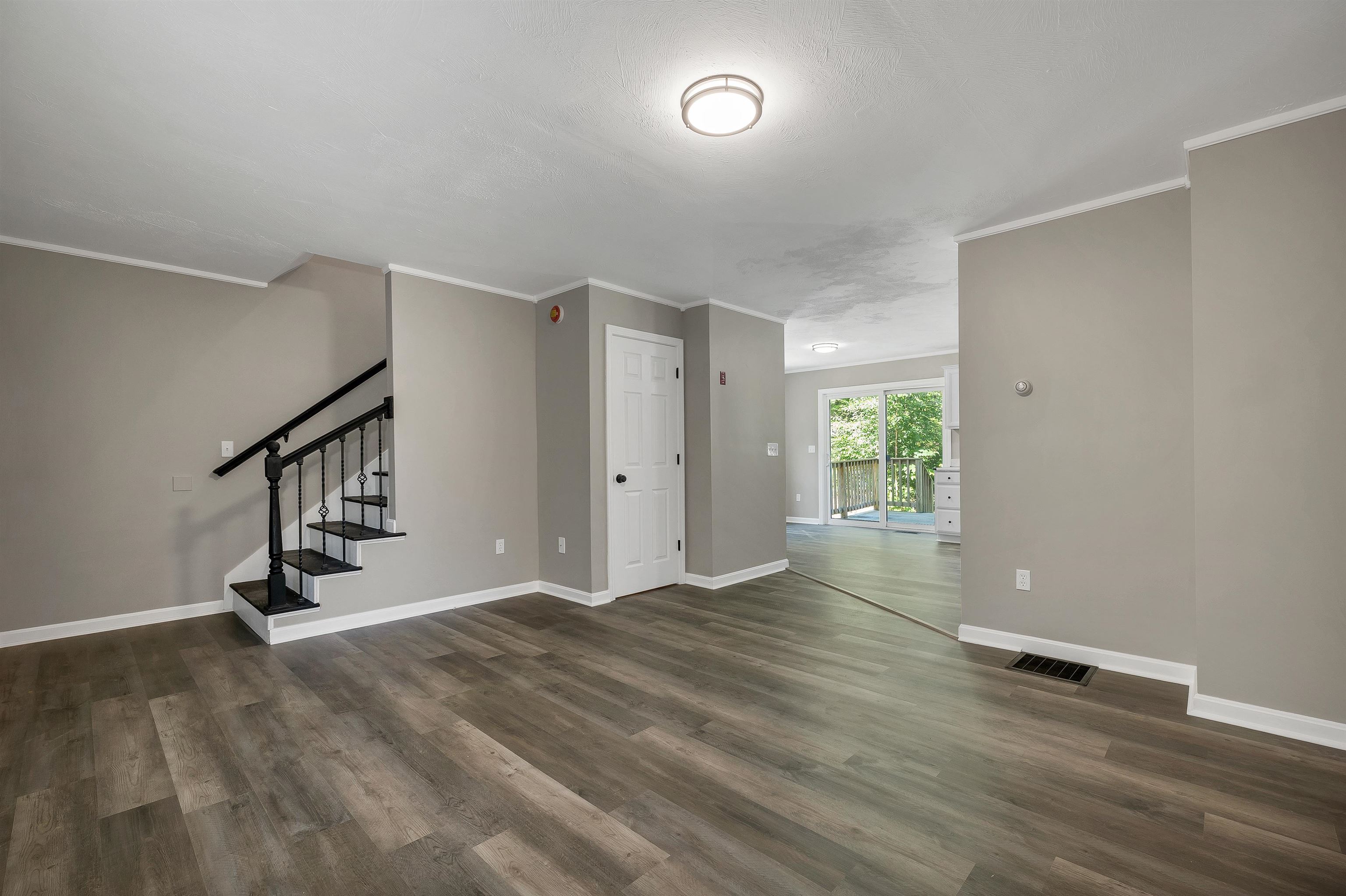189 Rand Road Property Photo 14
