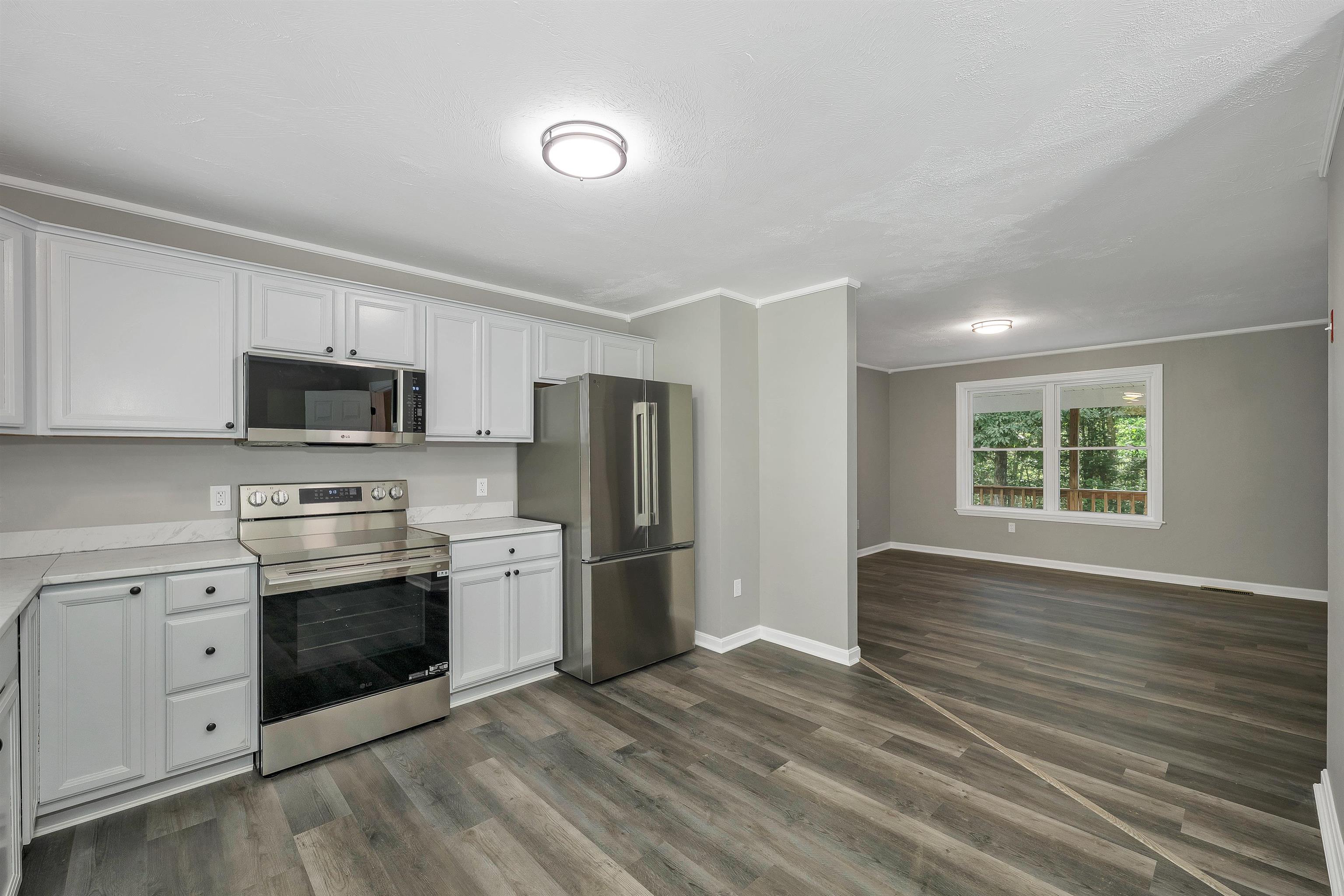 189 Rand Road Property Photo 16