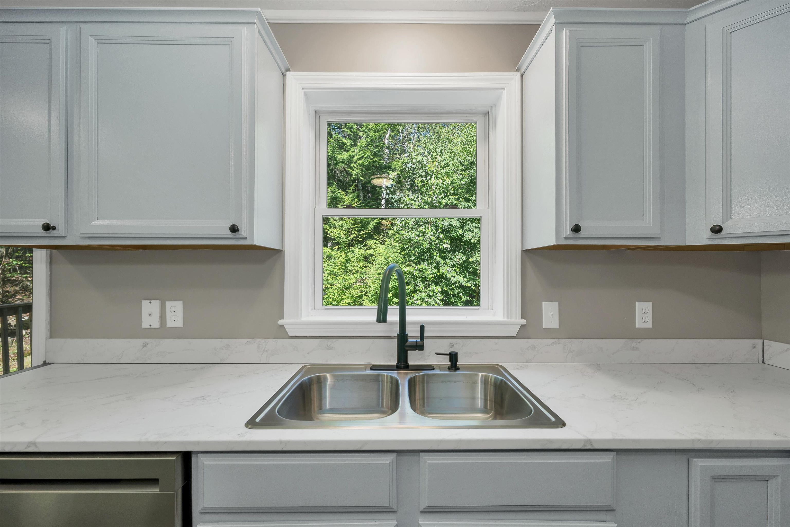 189 Rand Road Property Photo 17