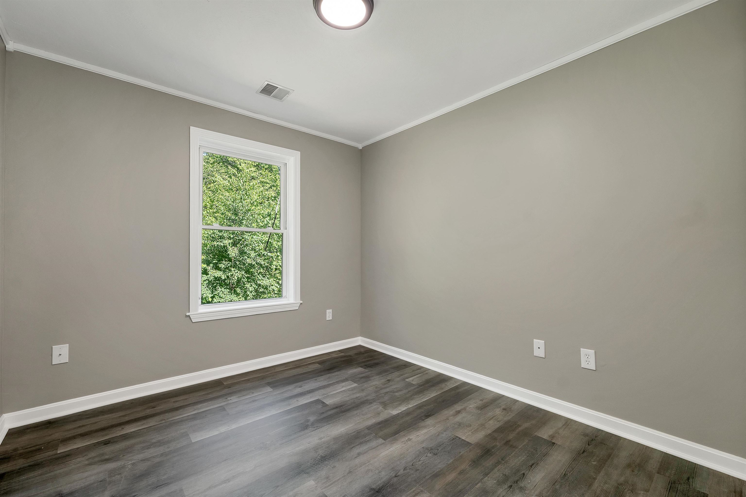 189 Rand Road Property Photo 33