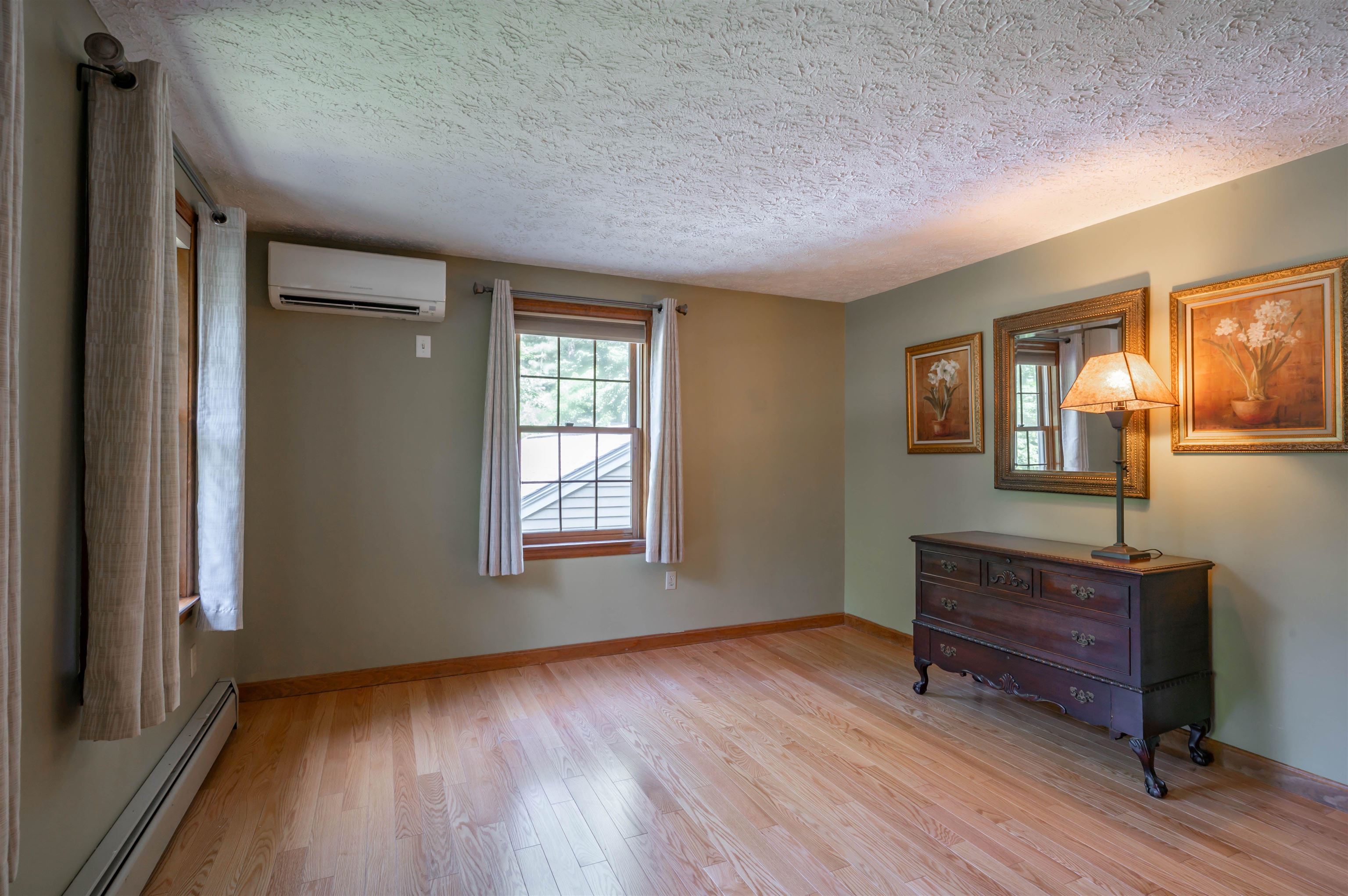 21 Marty Drive Property Photo 16