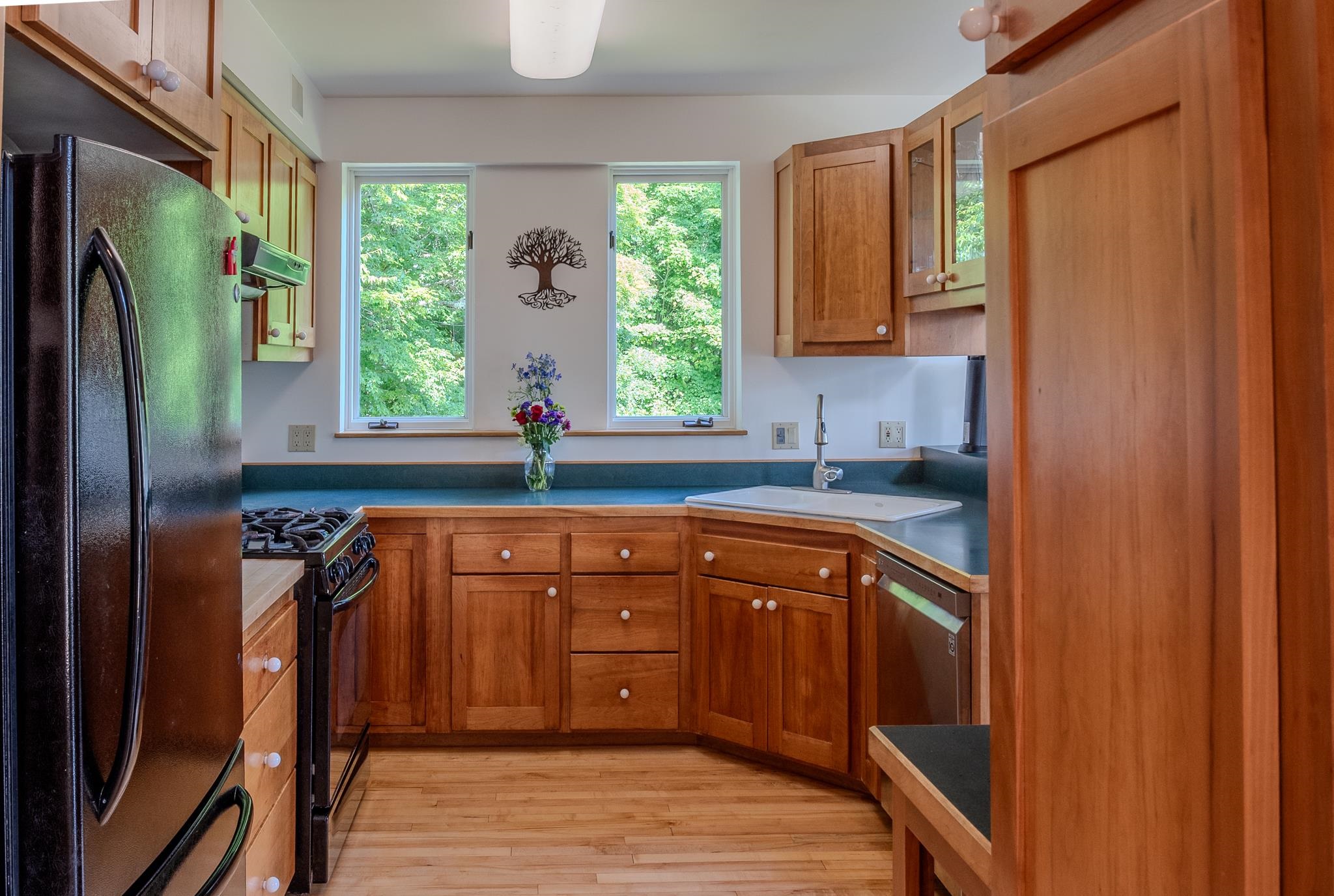 1634 Montgomery Road Property Photo 12