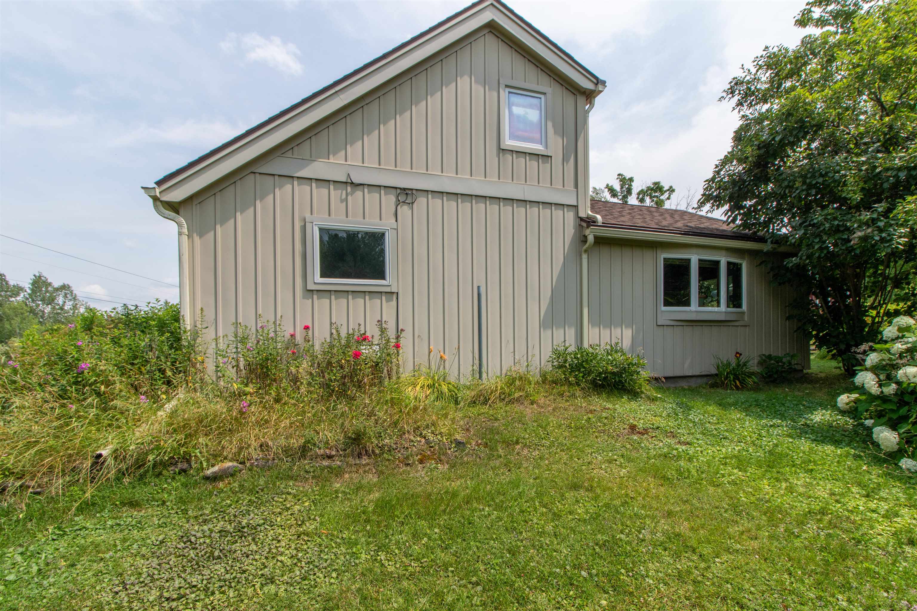 330 Woods Farm Road Property Photo 6