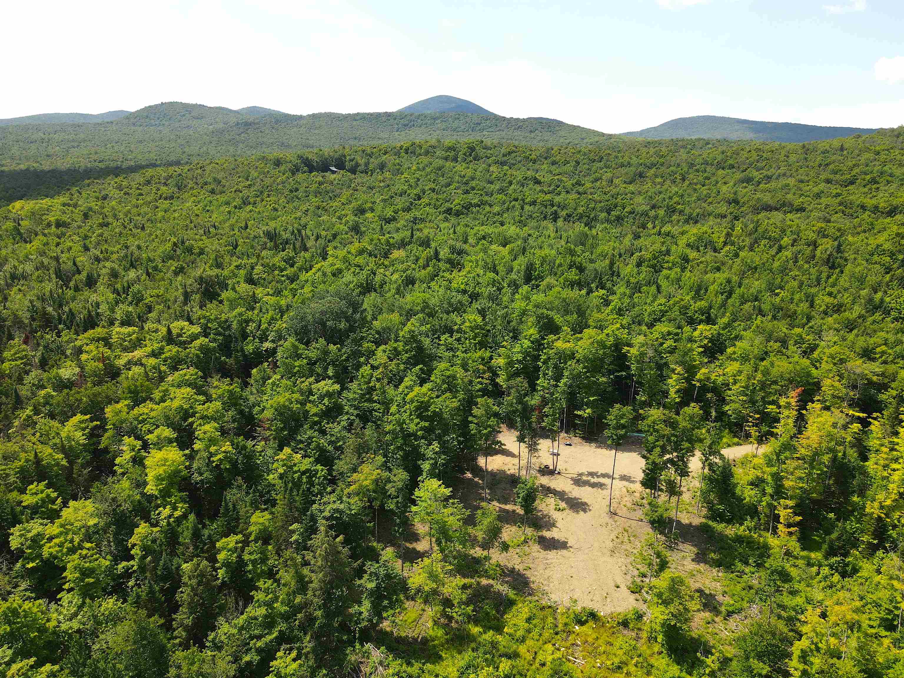 969 Mud Road Property Photo 4