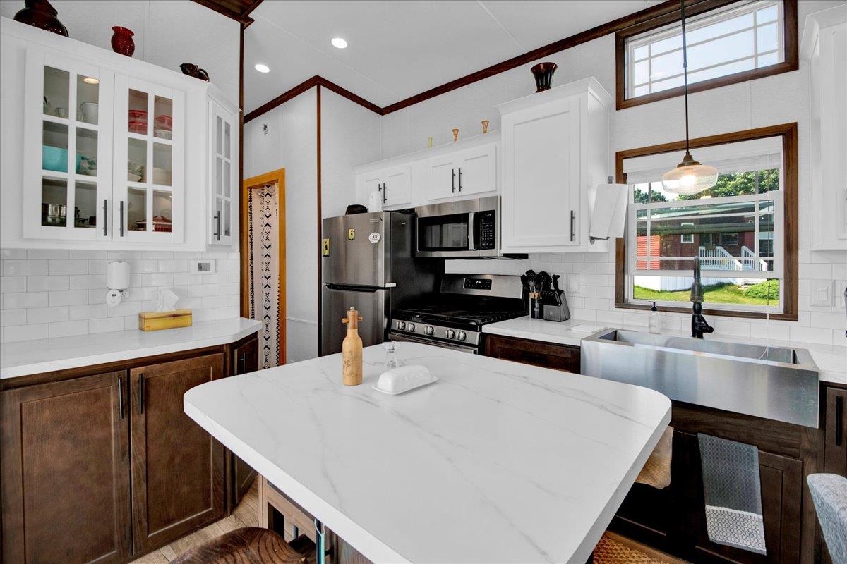 36 Island Circle Property Photo 12