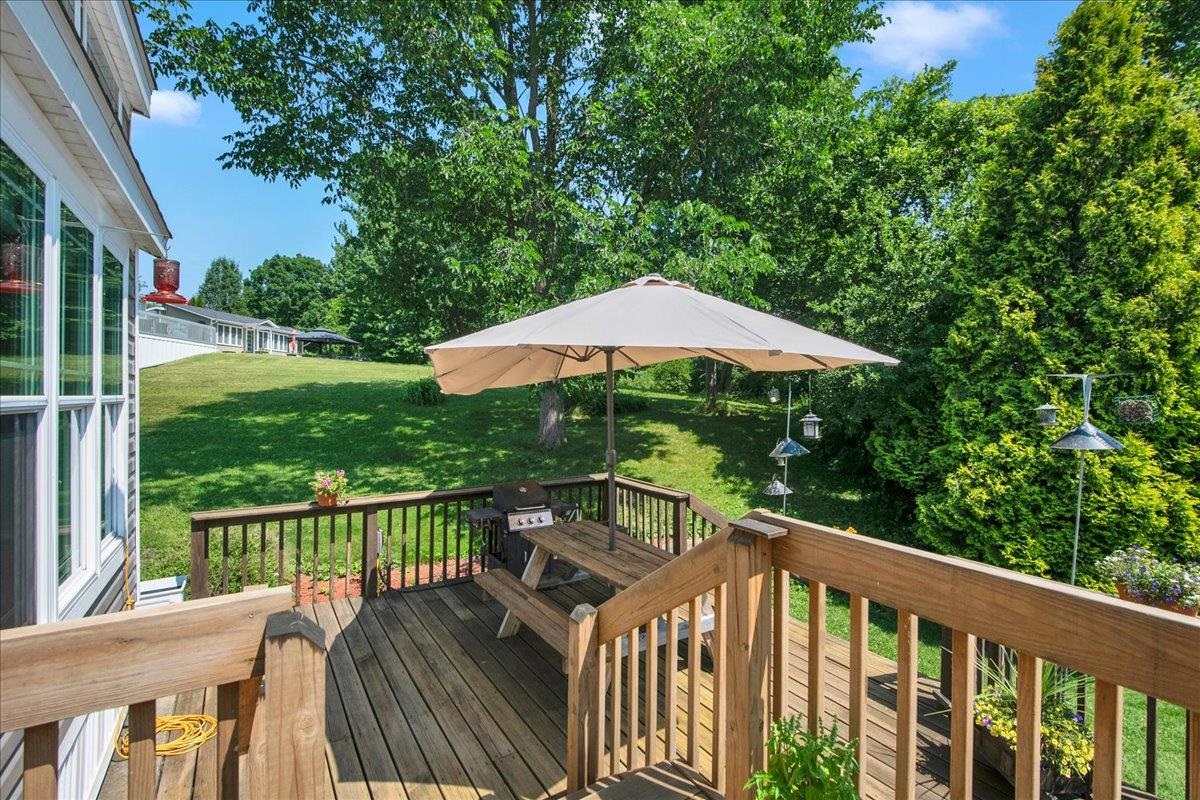 36 Island Circle Property Photo 15