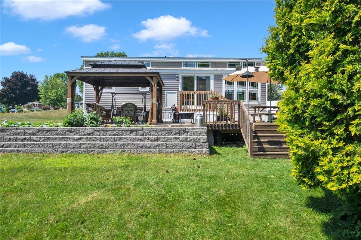 36 Island Circle Property Photo 26