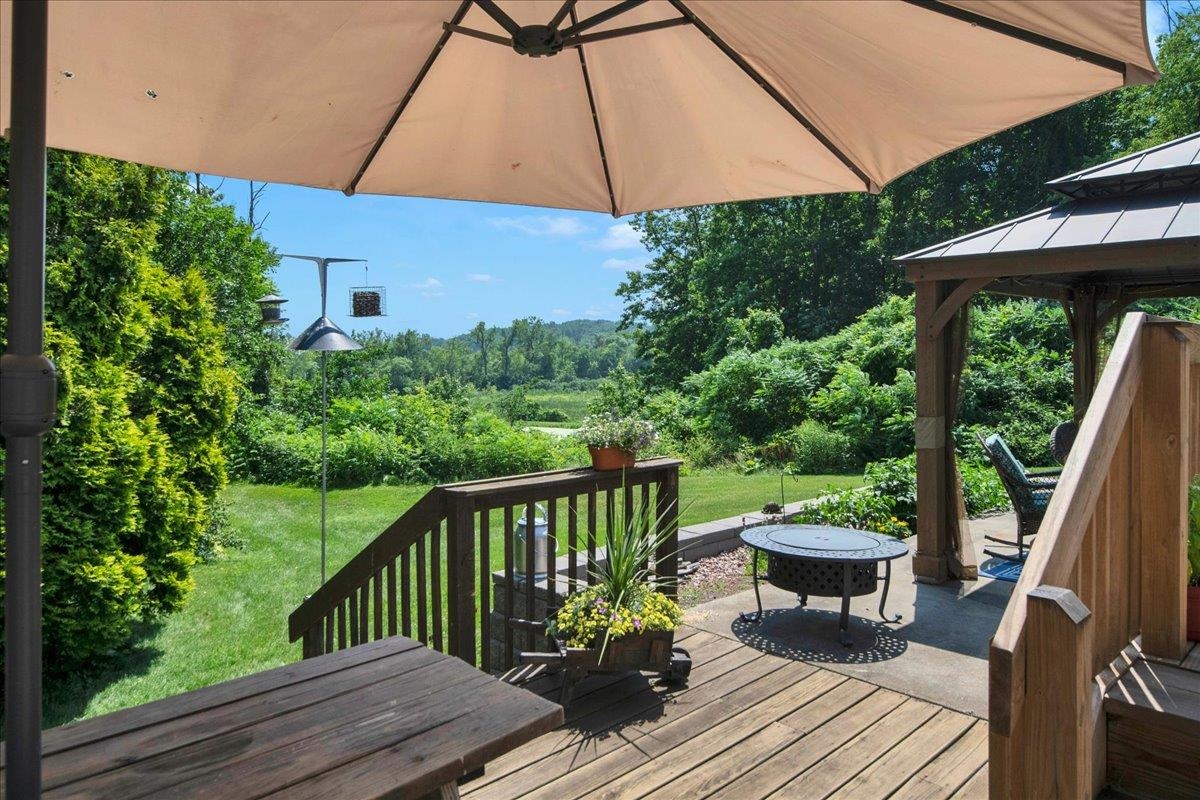 36 Island Circle Property Photo 28