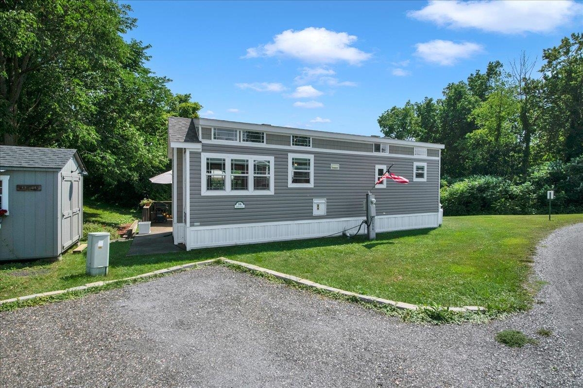 36 Island Circle Property Photo 29
