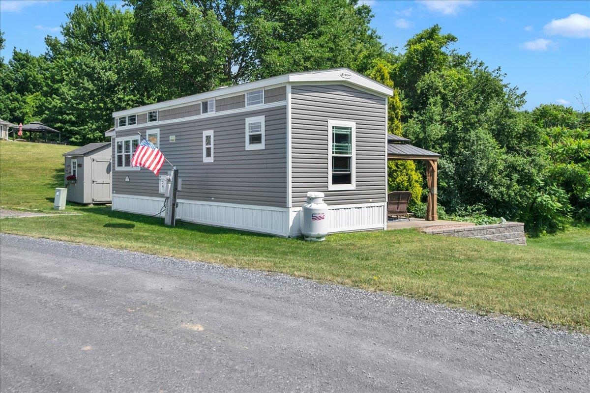 36 Island Circle Property Photo 30