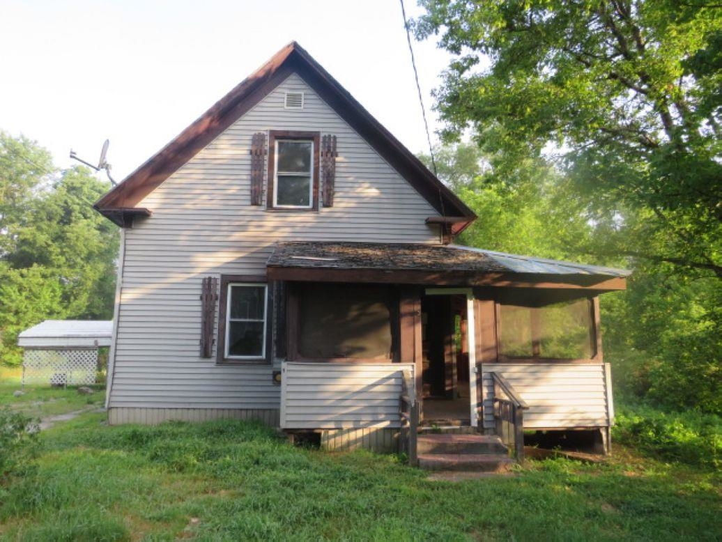 81 Water Street Property Photo 1