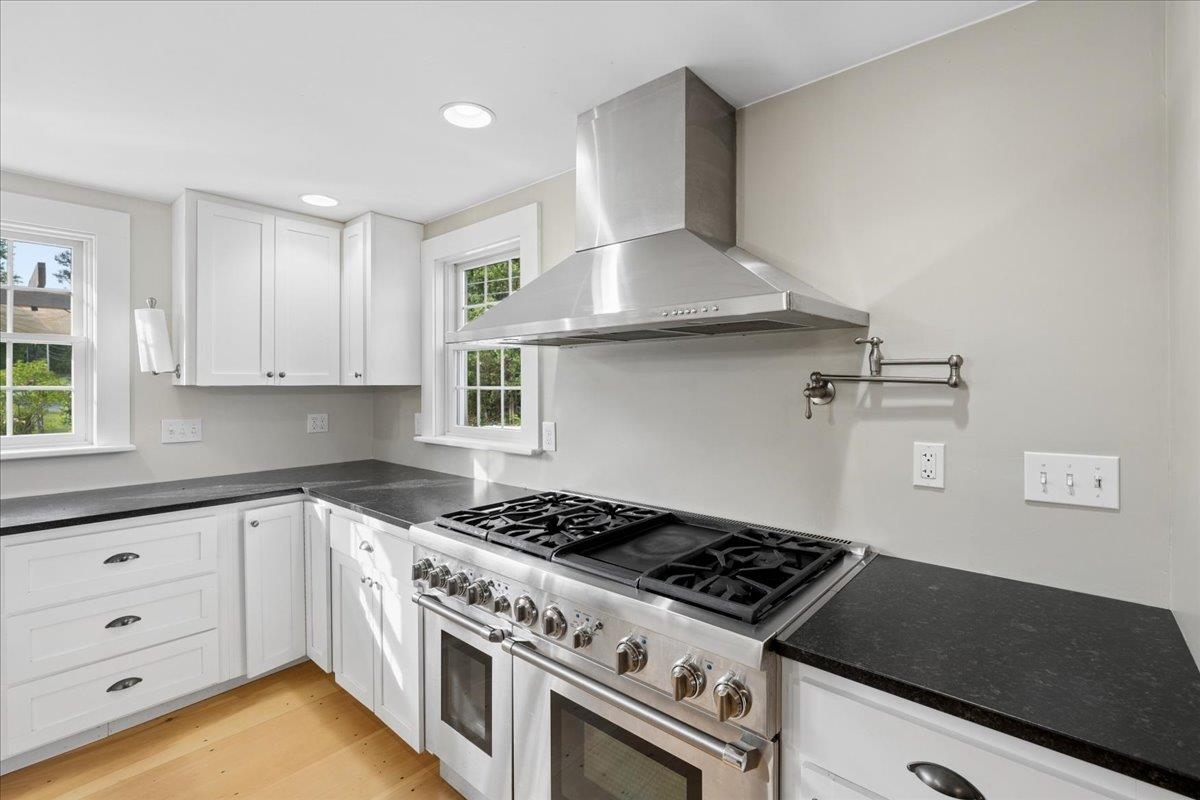 708 Cross Country Road Property Photo 11