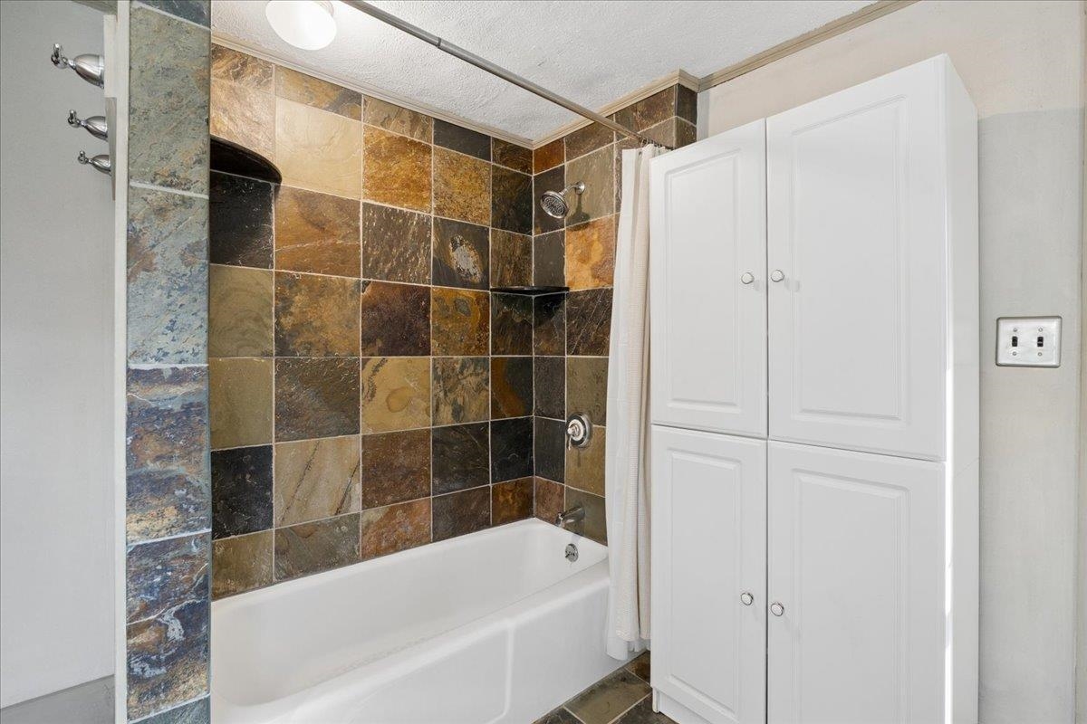 708 Cross Country Road Property Photo 29