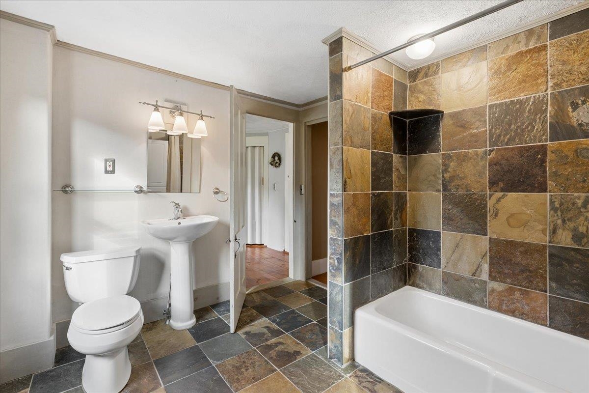 708 Cross Country Road Property Photo 30