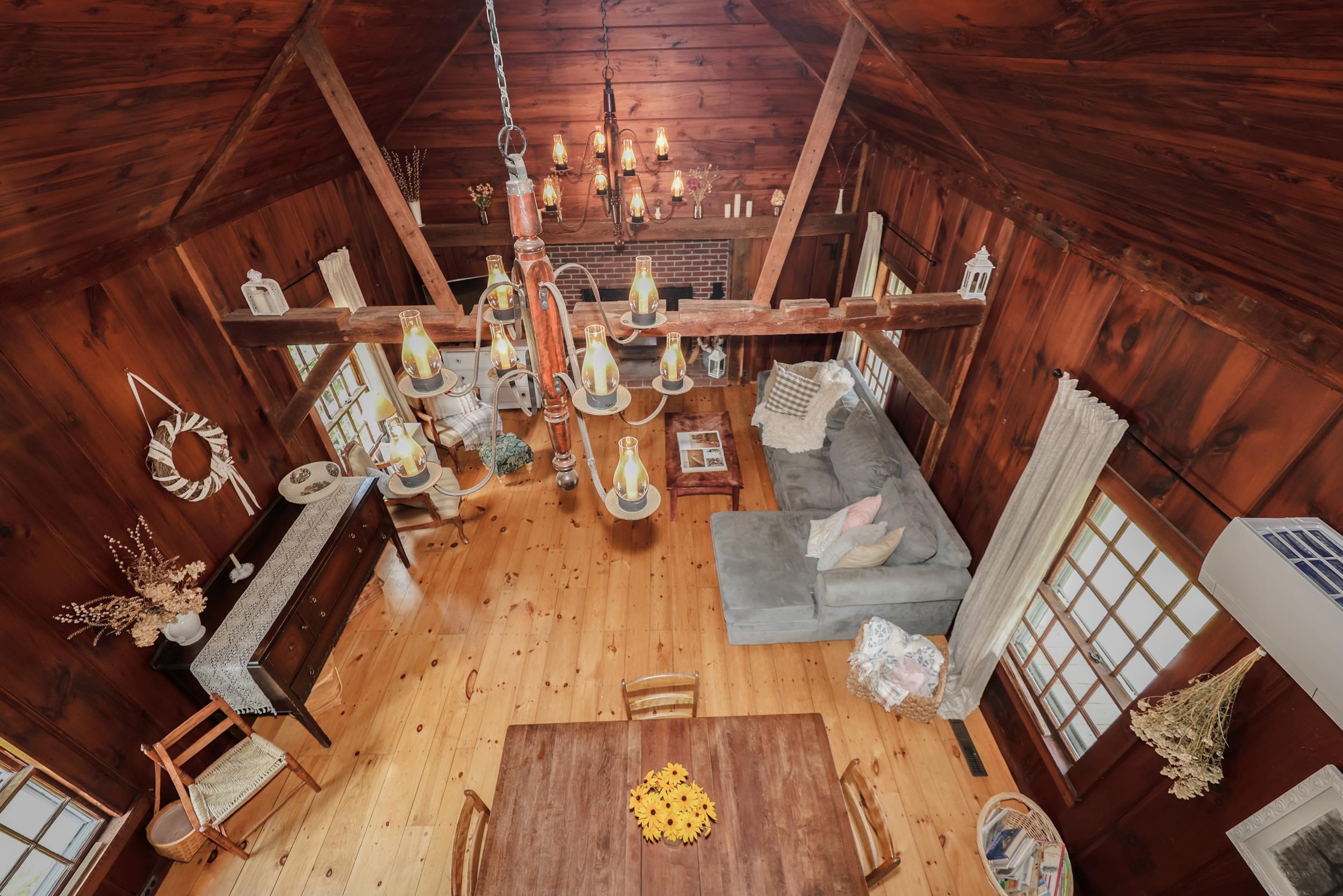 558 East Deering Road Property Photo 4