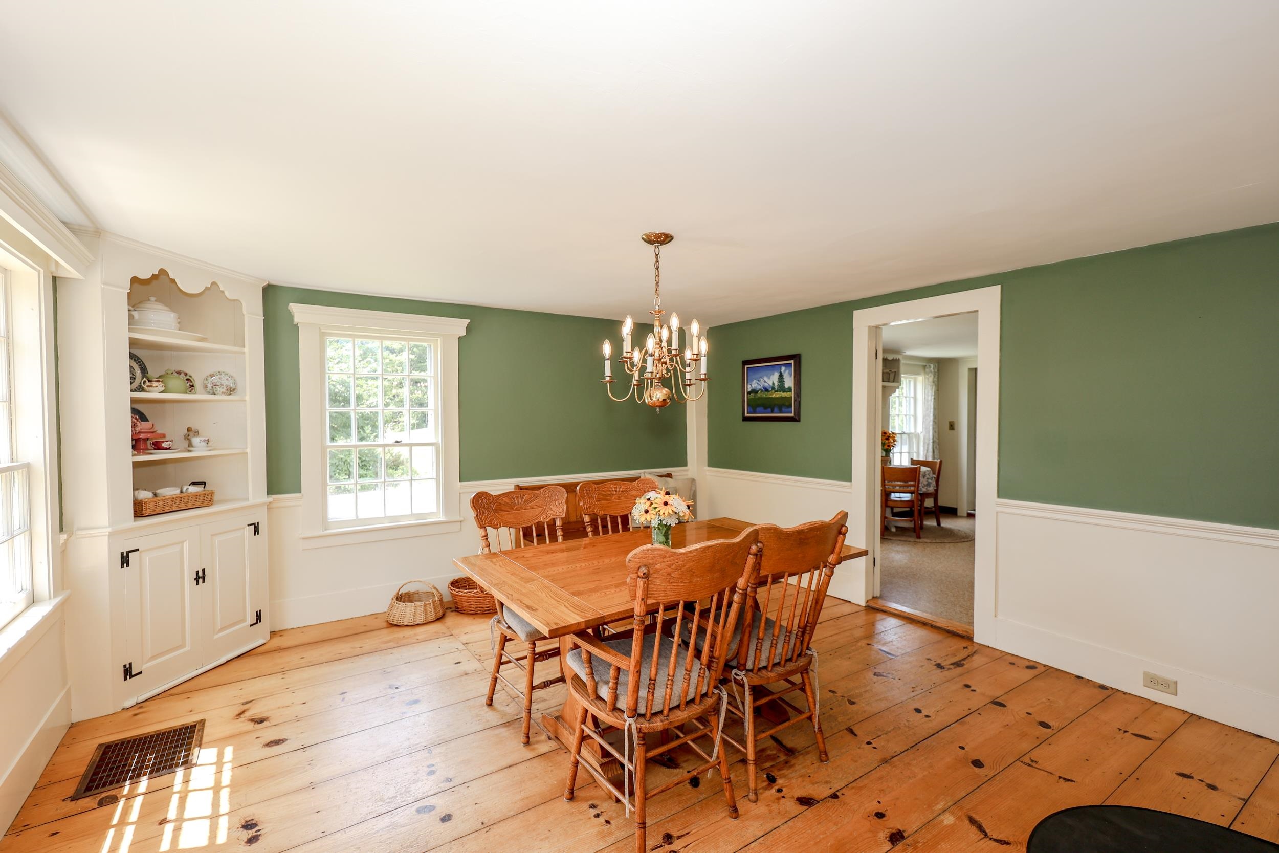558 East Deering Road Property Photo 10