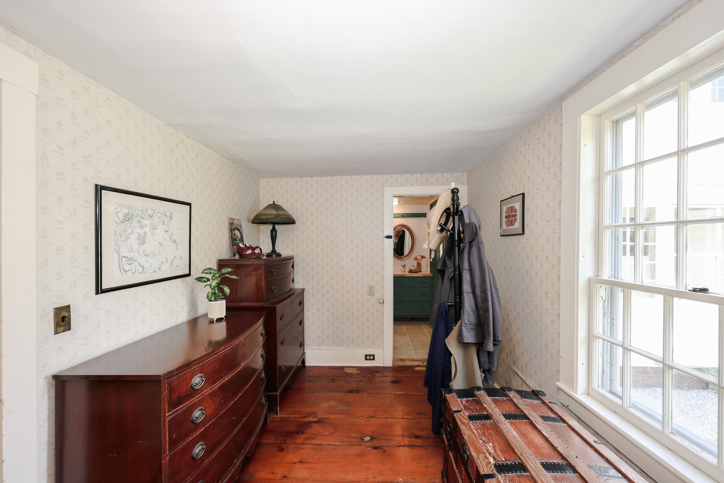 558 East Deering Road Property Photo 13